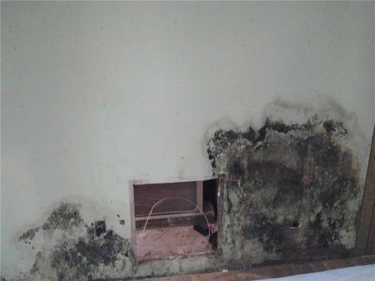 Mold contamination could keep some NJ schools closed for weeks