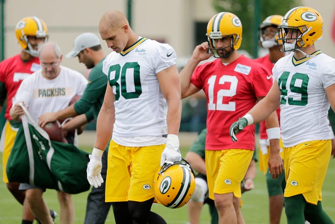 Green Bay Packers tight end Jimmy Graham (80) walks off the field during training camp practice at Ray Nitschke Field on Thursday, July 26, 2018 in Ashwaubenon, Wis. Adam Wesley/USA TODAY NETWORK-Wisconsin