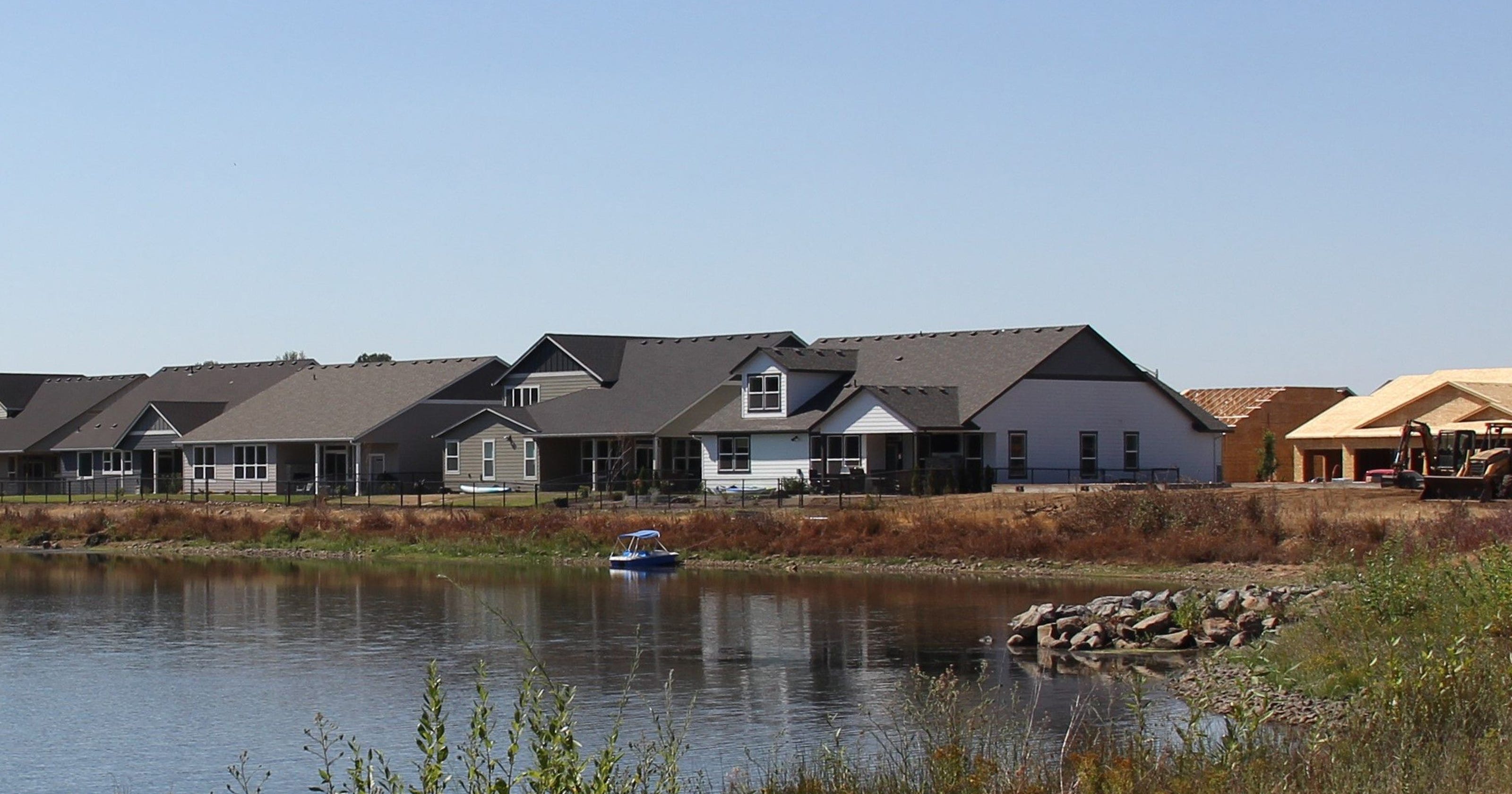 A 5 mile per hour speed limit is set in North Turner Lake