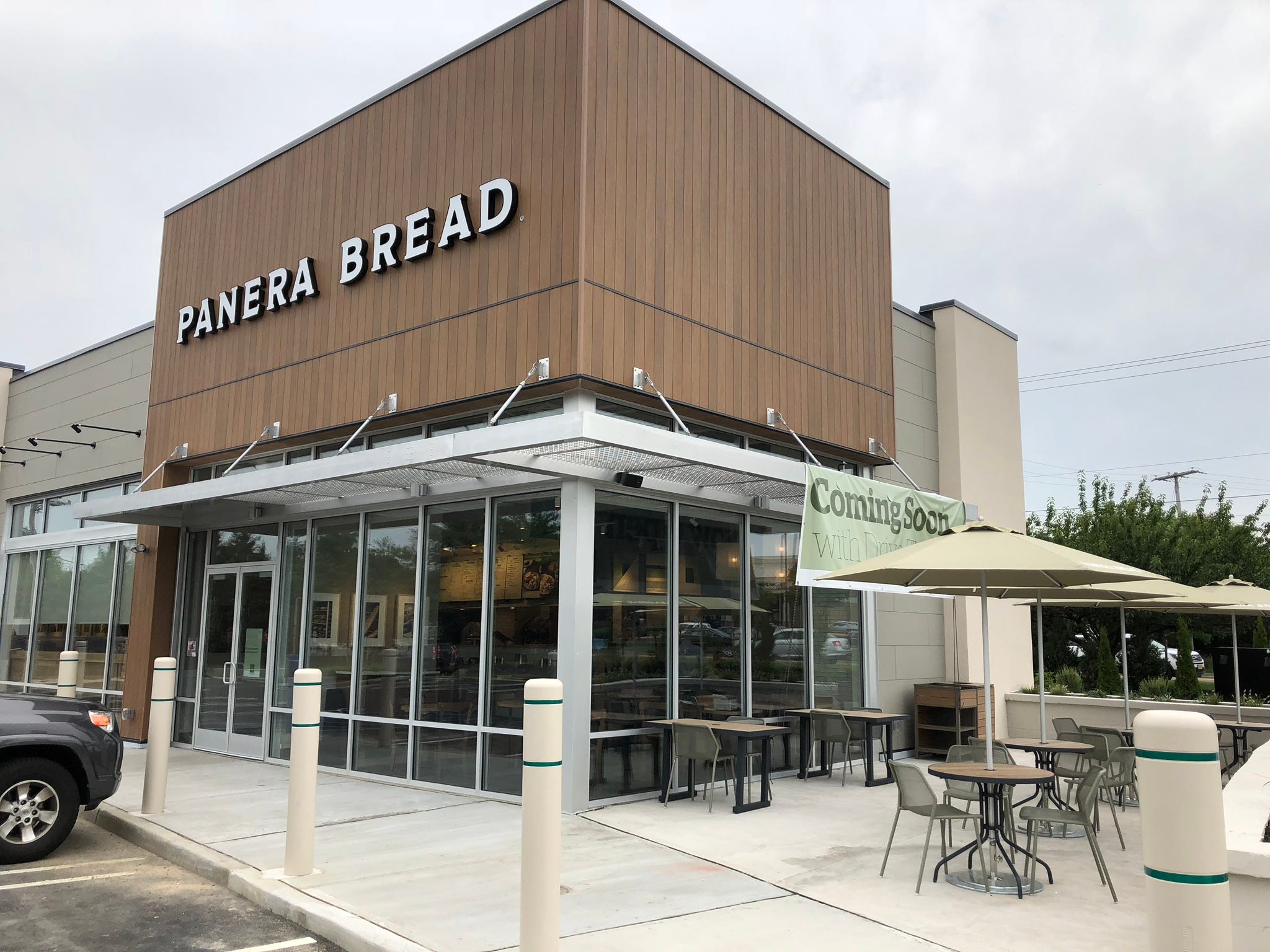 Take A Look Inside The New Panera Bread In Wall take-a-look-inside-the-new-panera-bread-in-wall