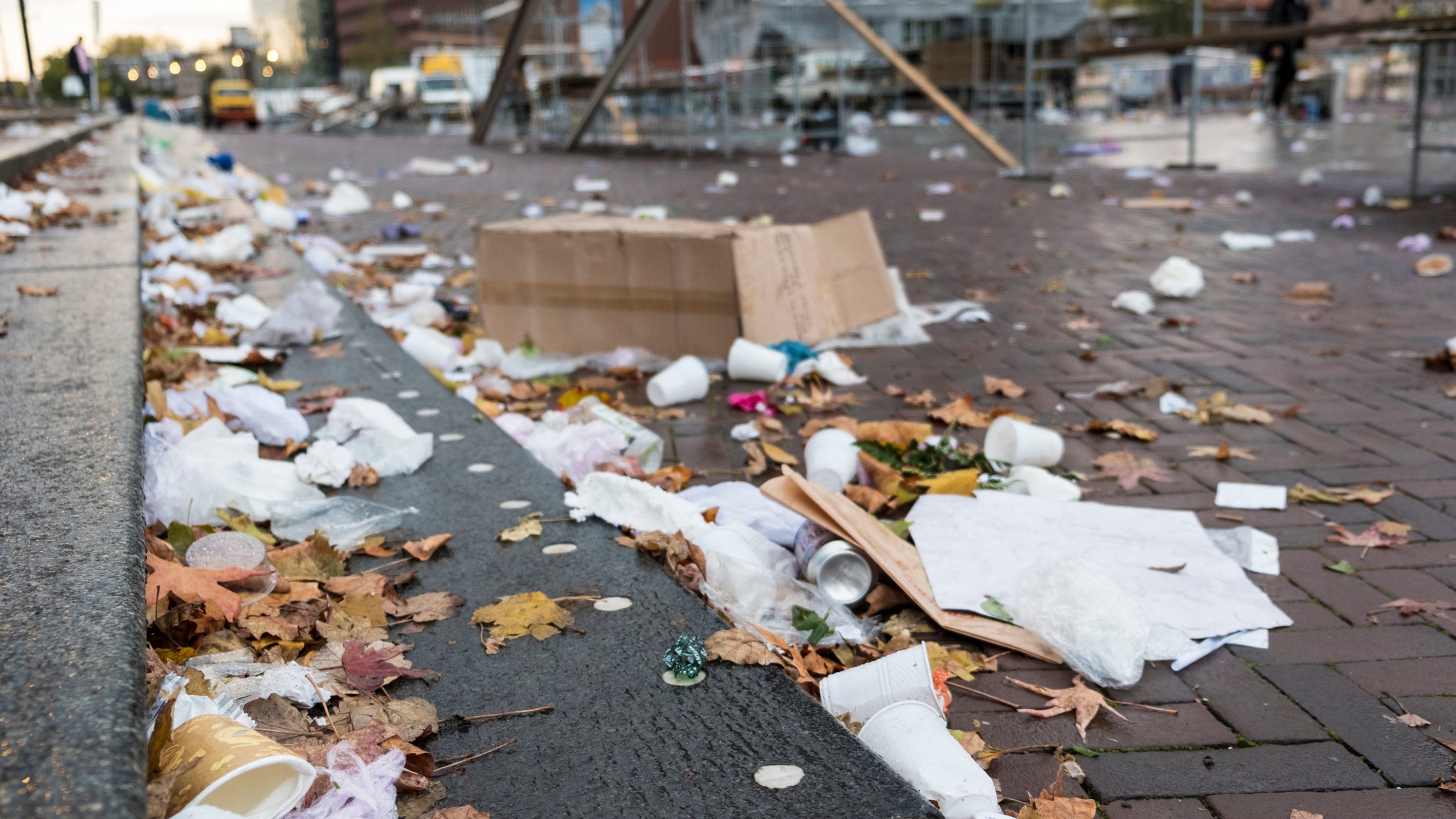 Worst types of litter: Plastic straws not even in the top 5 Worst types of litter: Plastic straws not even in the top 5