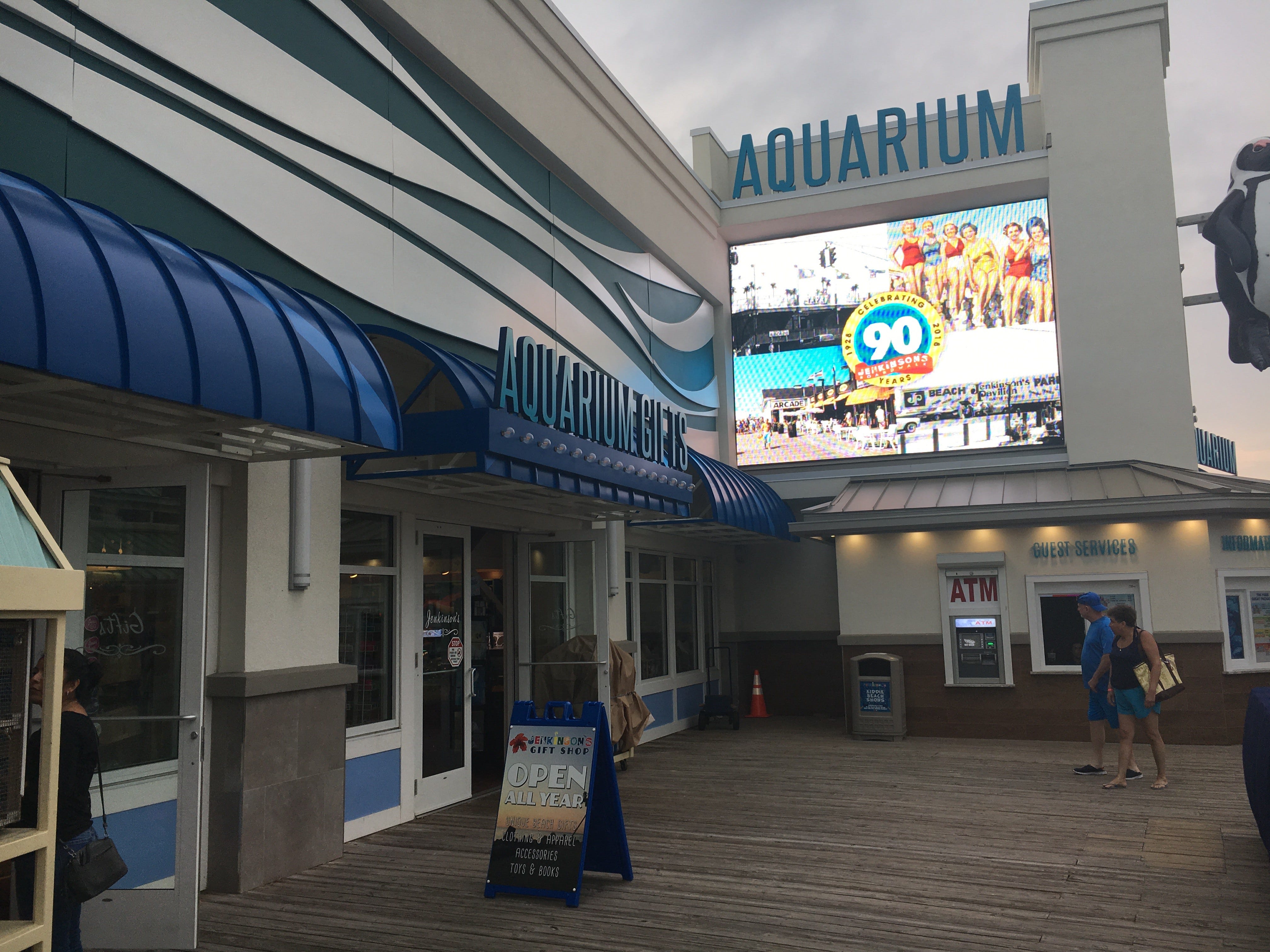 Jenkinson's aquarium gift shop When can you kick someone out?