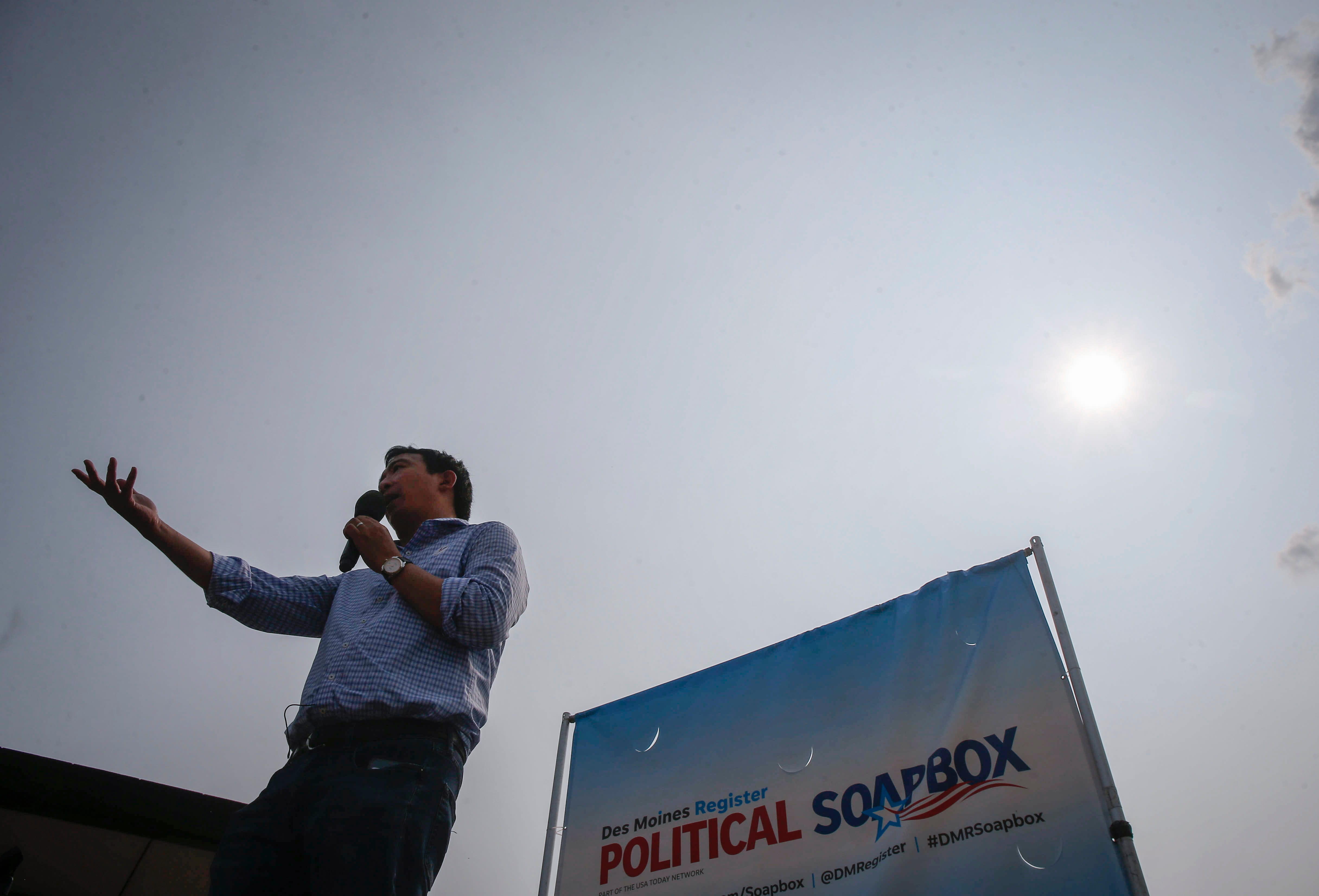 Democratic presidential hopeful Andrew Yang speaks at the Political Soapbox on Saturday, Aug. 11, 2018, during the Iowa State Fair in Des Moines.