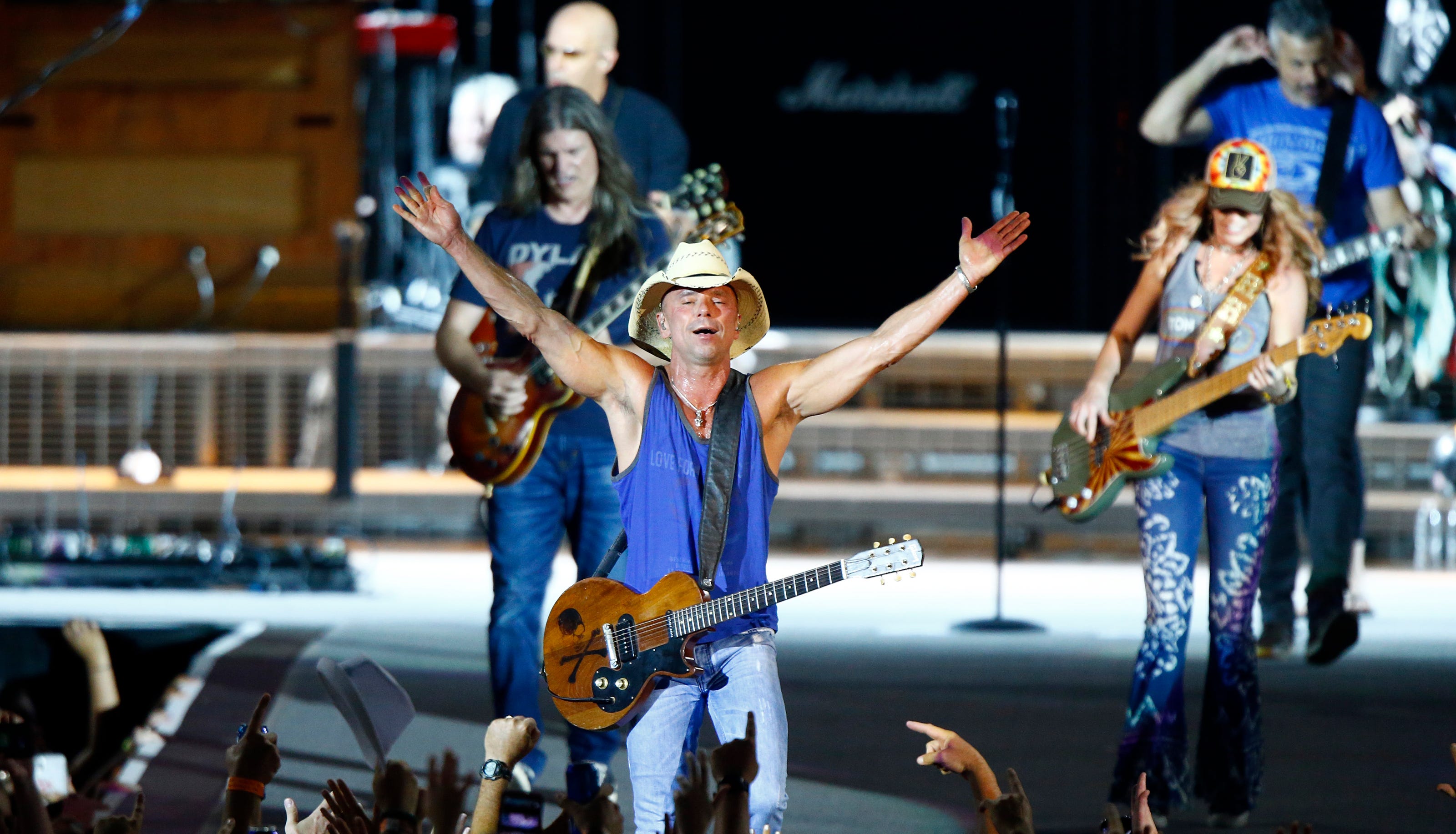 kenny chesney tour 2019 opening acts