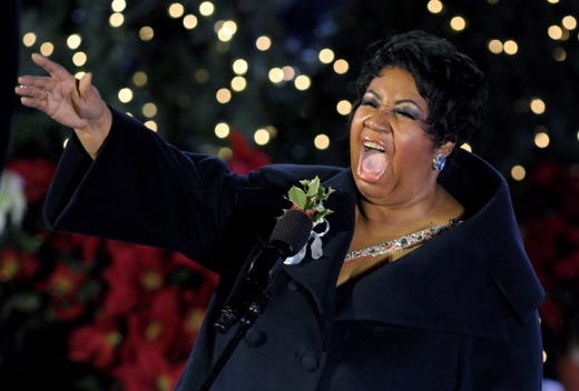 epa06947725 (FILE) - A file picture dated 02 December 2009 shows US soul singer singer Aretha Franklin performing at the 77th Annual Rockefeller Center Christmas Tree Lighting ceremony in New York City, New York, USA (reissued 13 August 2018). Media reports on 13 August 2018 state Roger Friedman, a journalist and family friend, made a statement on his website Showbiz 411 on 13 August saying Aretha Franklin is seriously ill and surrounded by her relatives. Franklin was diagnosed with cancer in 2010. EPA-EFE/PETER FOLEY *** Local Caption *** 00000401952827 ORG XMIT: PFXO71