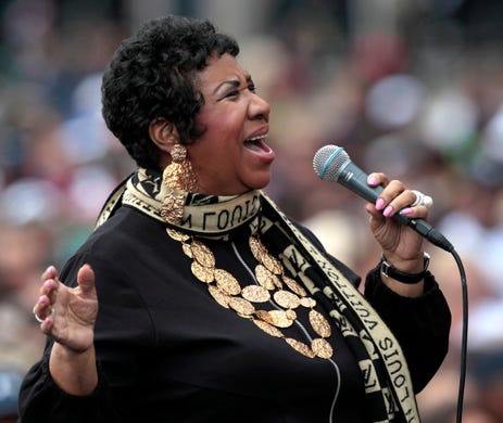 epa06947727 (FILE) - A file picture dated 05 September 2011 shows US singer Aretha Franklin performing at a Labor Day event outside of the Renaissance center in Detroit, Michiganm USA (reissued 13 August 2018). Media reports on 13 August 2018 state Roger Friedman, a journalist and family friend, made a statement on his website Showbiz 411 on 13 August saying Aretha Franklin is seriously ill and surrounded by her relatives. Franklin was diagnosed with cancer in 2010. EPA-EFE/JEFF KOWALSKY *** Local Caption *** 53313442 ORG XMIT: JAK34