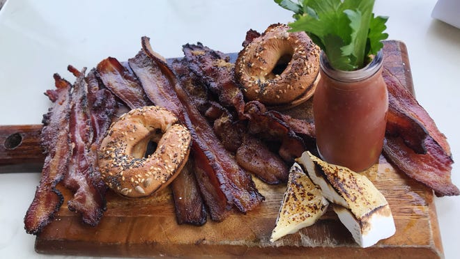 National Bacon Lovers Day 17 Phoenix Restaurants For Bacon Dishes