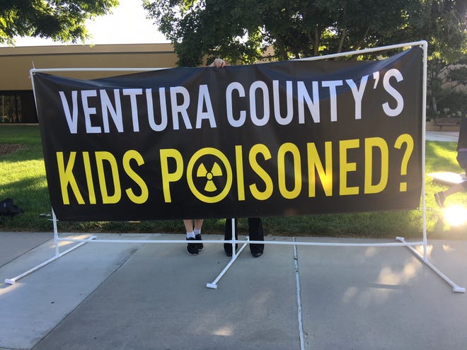 About 20 demonstrators urged the Simi Valley City Council Monday night not to let the city use groundwater as drinking water for residences, arguing it is contaminated by the nearby Santa Susana Field Laboratory and likely cancer-causing.