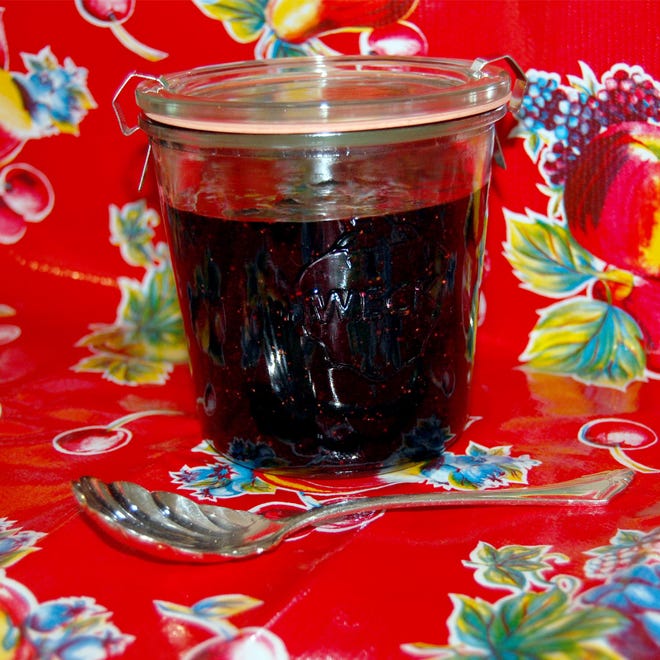Freezer blueberry jam