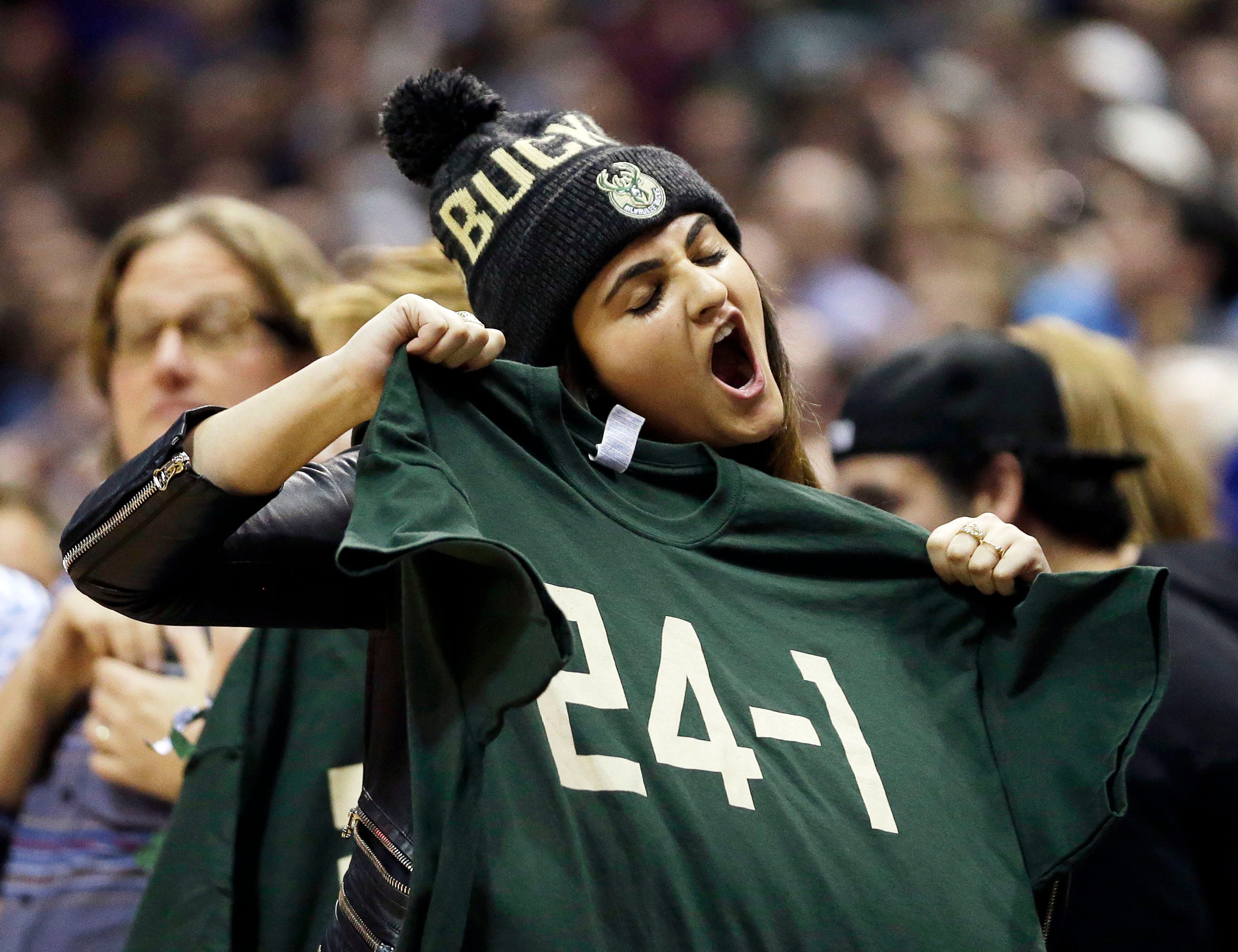 milwaukee bucks 24 jersey