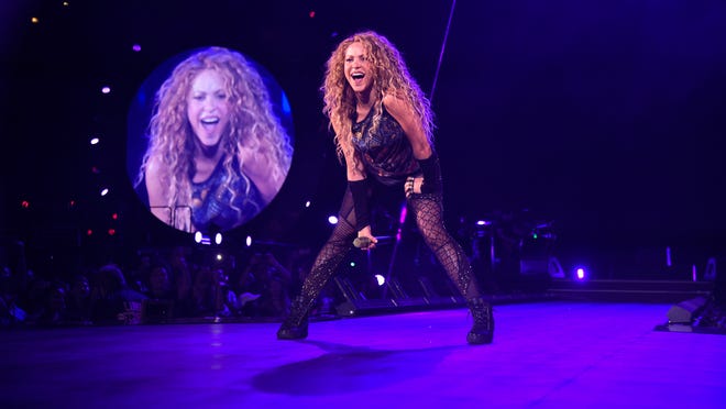 Concert Review Shakira Was Endearing Fierce And Majestic In Phoenix