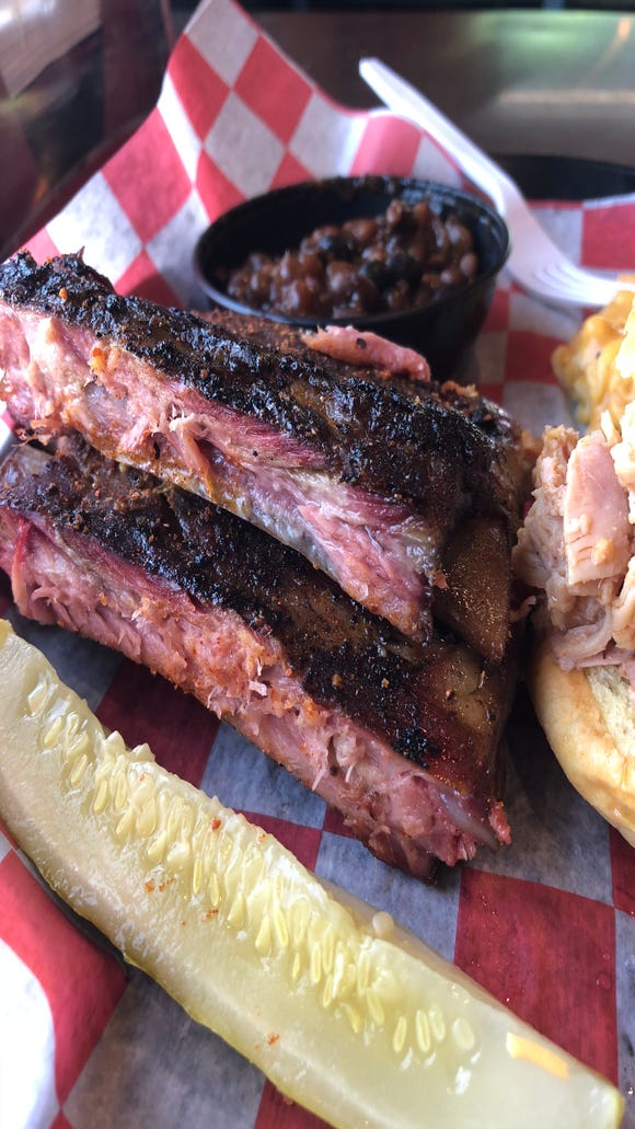 Backyard Grill Bbq In Sioux Falls And Brookings Does Spare Ribs Well