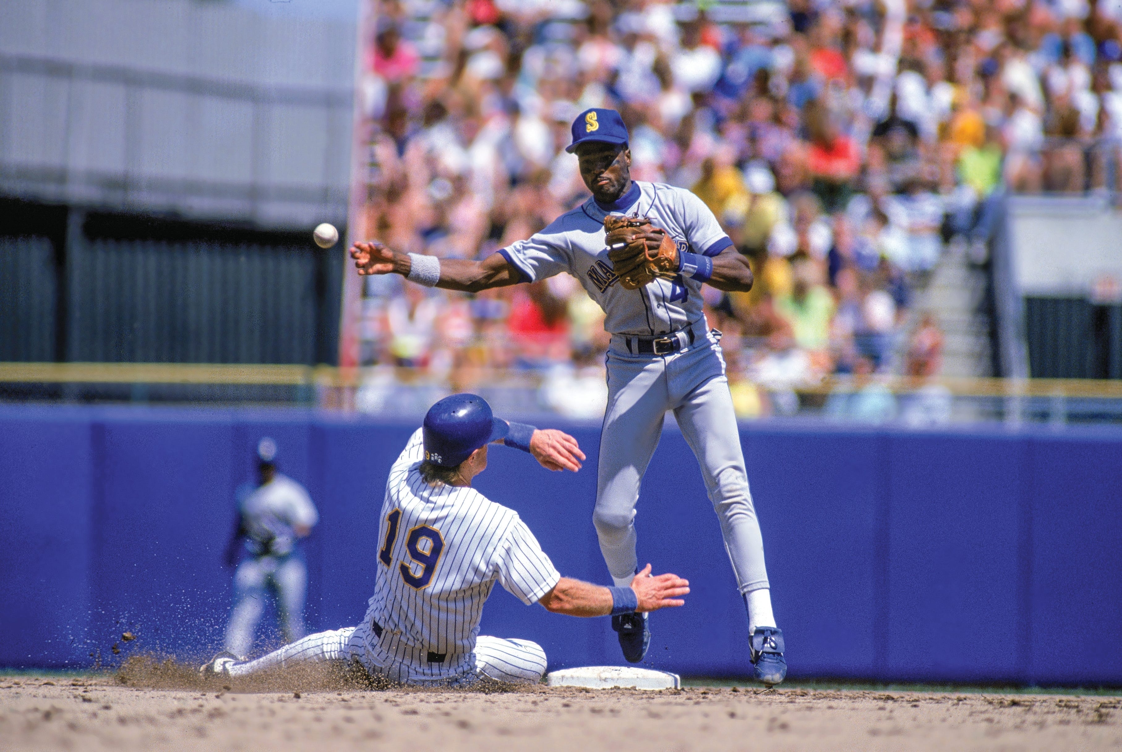 All Star And Montclair Resident Harold Reynolds Analyzes State Of Play