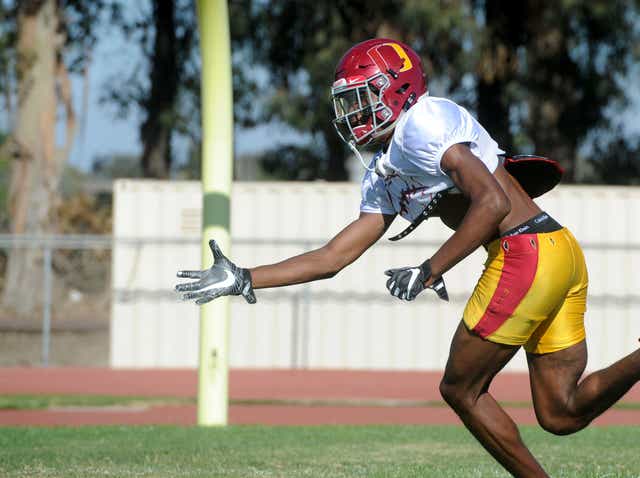 Receiver J R Waters Has Been Mr Touchdown For Cif Finalist Oxnard