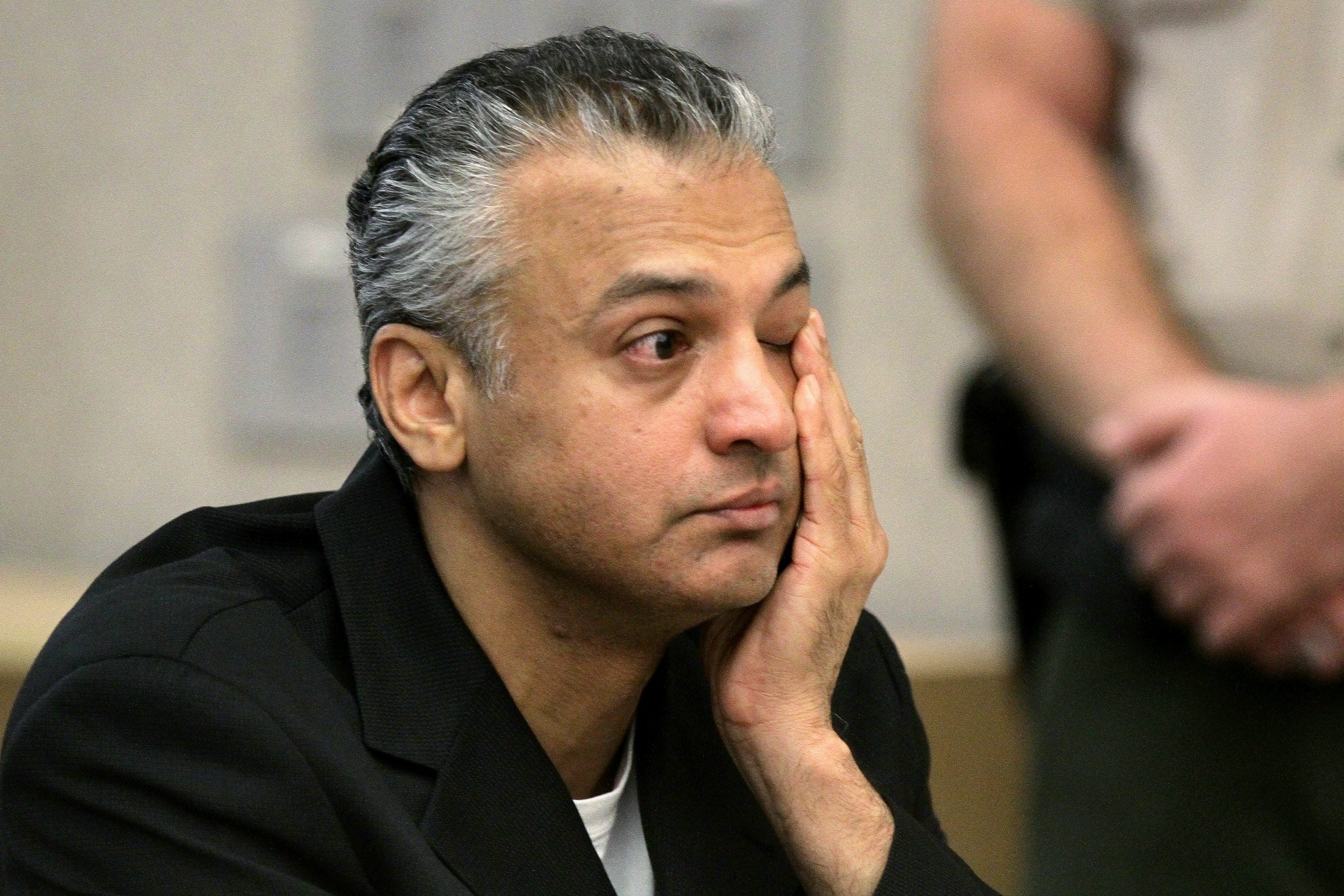 '40yearold Virgin' actor Shelley Malil granted parole after stabbing
