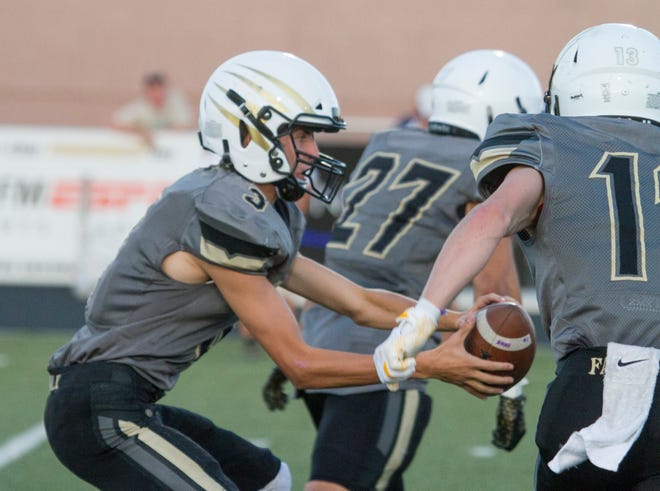 The Desert Hills Thunder lost their first round playoff game at home 31-24 to the Mountain Crest Mustangs on Friday, Oct. 26.