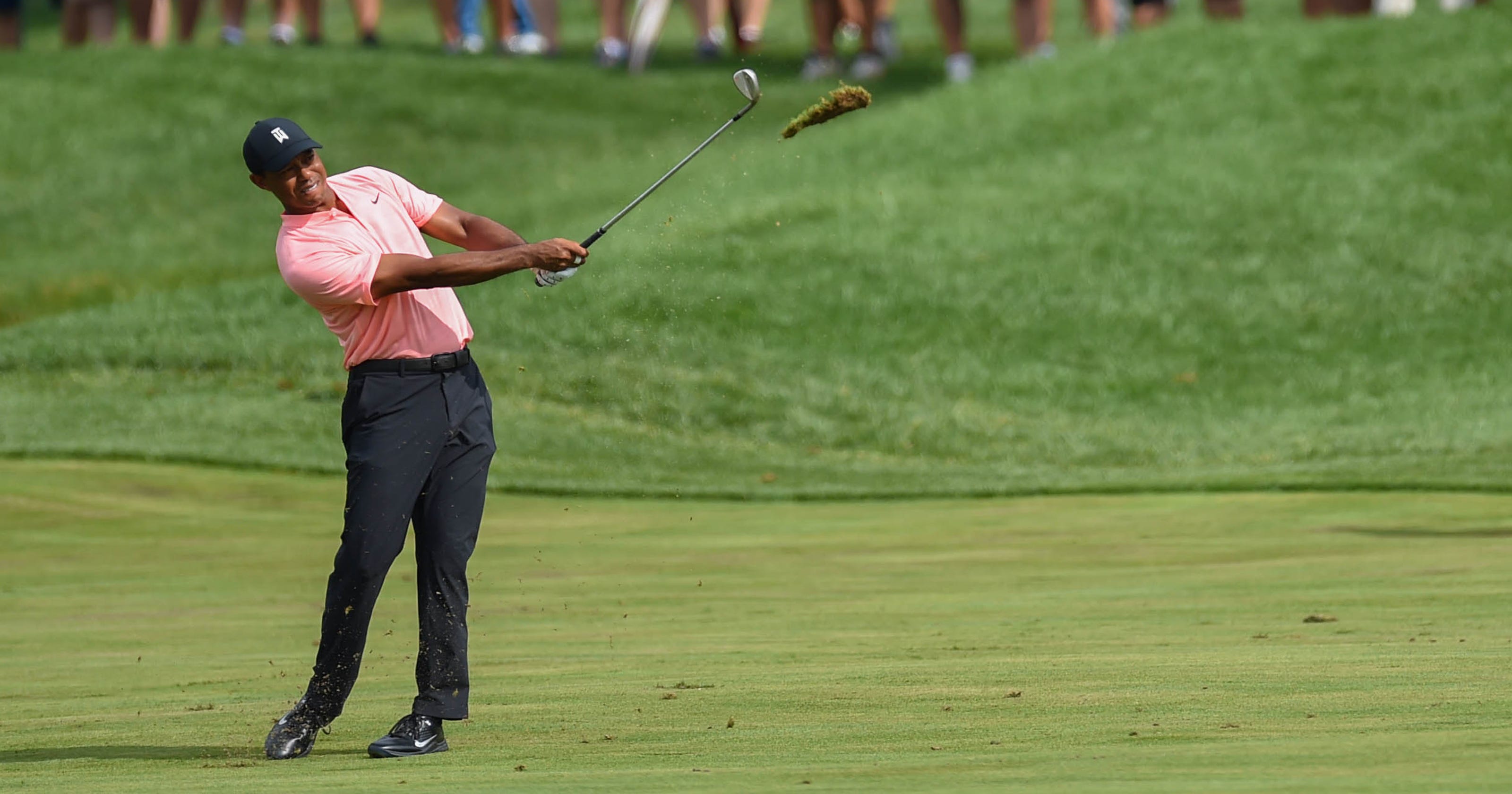 Tiger Woods Tracker Woods Cards A 4 Under Par At Bmw
