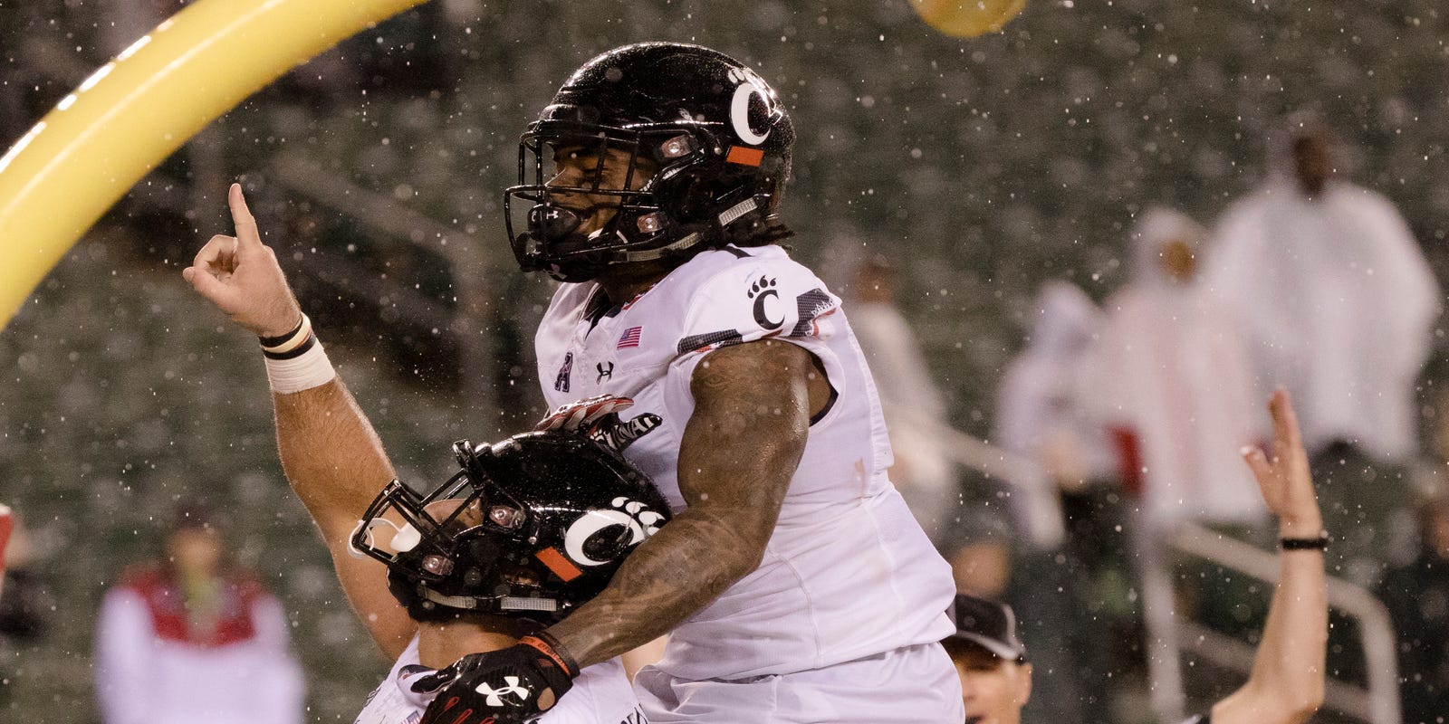 Uc Bearcat Football Tangles With Alabama Am Saturday Night