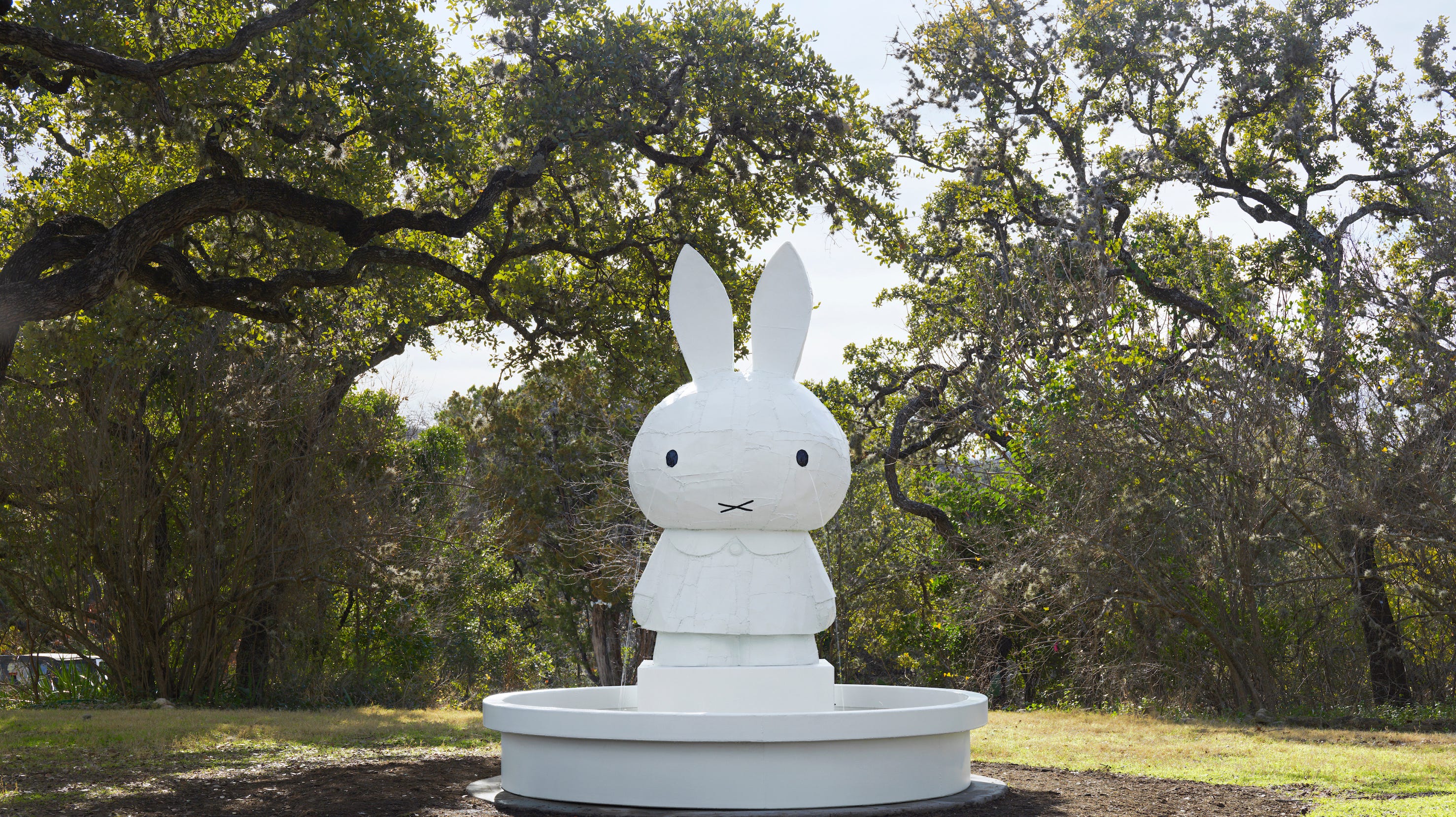 Downtown Des Moines Western Gateway Park Gets New Miffy Fountain Downtown Des Moines Western Gateway Park Gets New Miffy Fountain