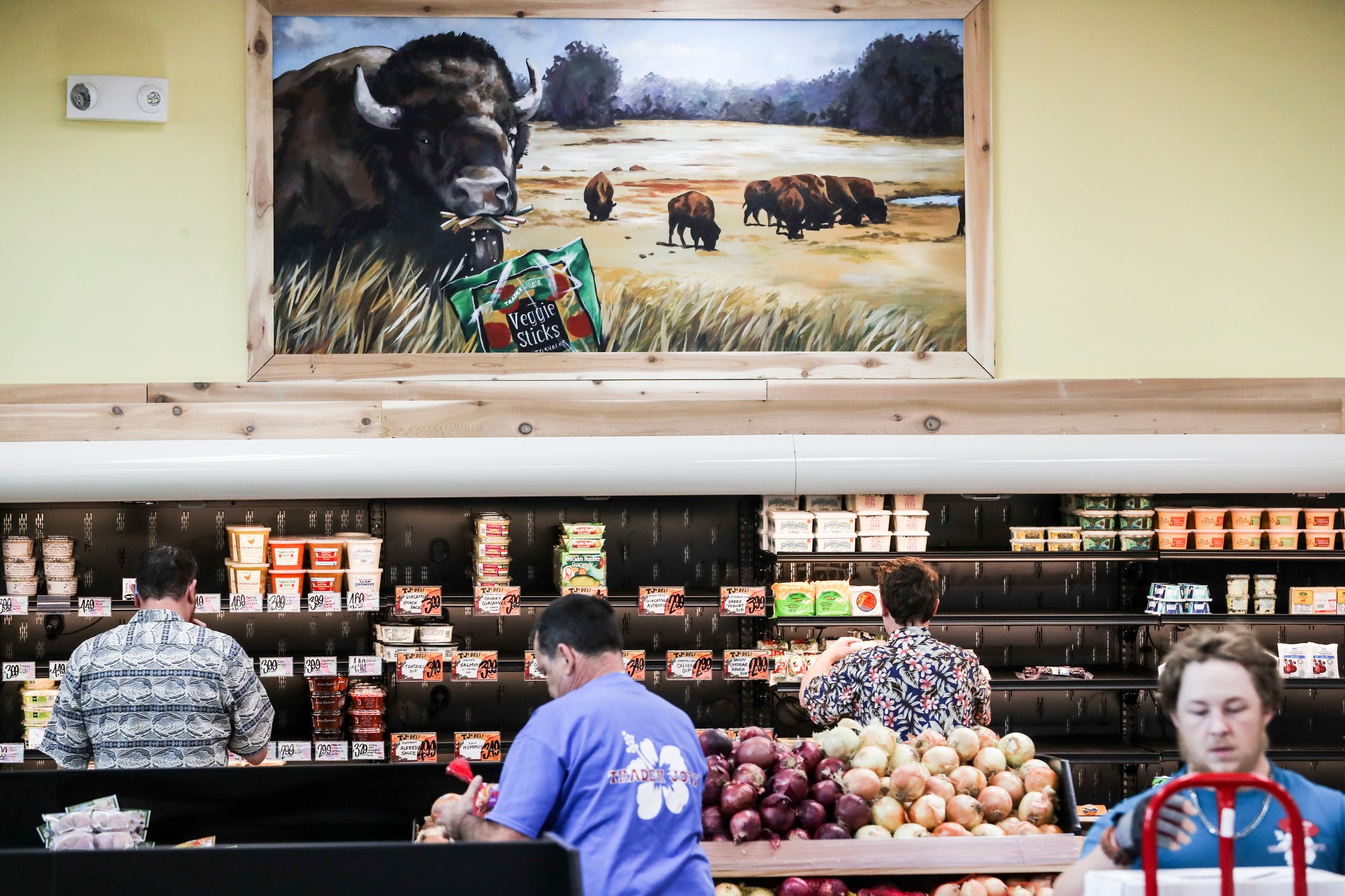 Trader Joe's in Germantown shopping tips, hours, return policy