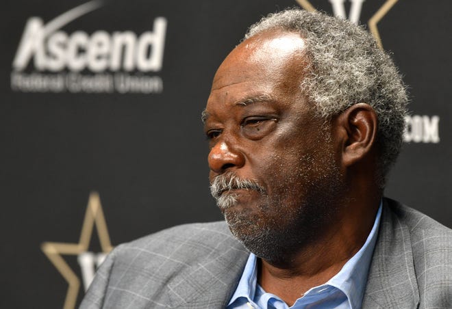 Vanderbilt athletics director David Williams on Tuesday confirmed he will resign as soon as his replacement is found.