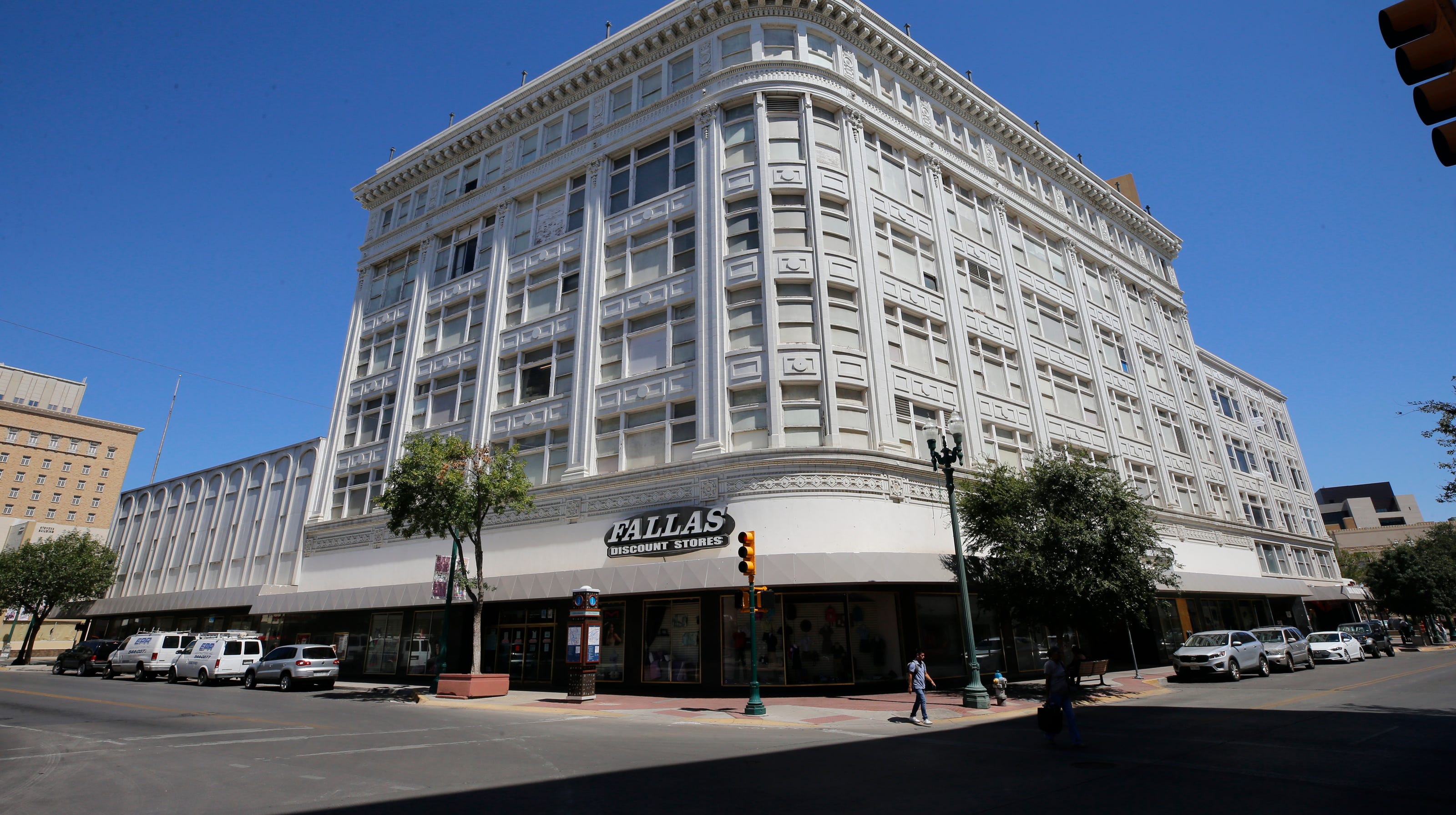 Historic Popular building in Downtown El Paso 'imminent' fire danger