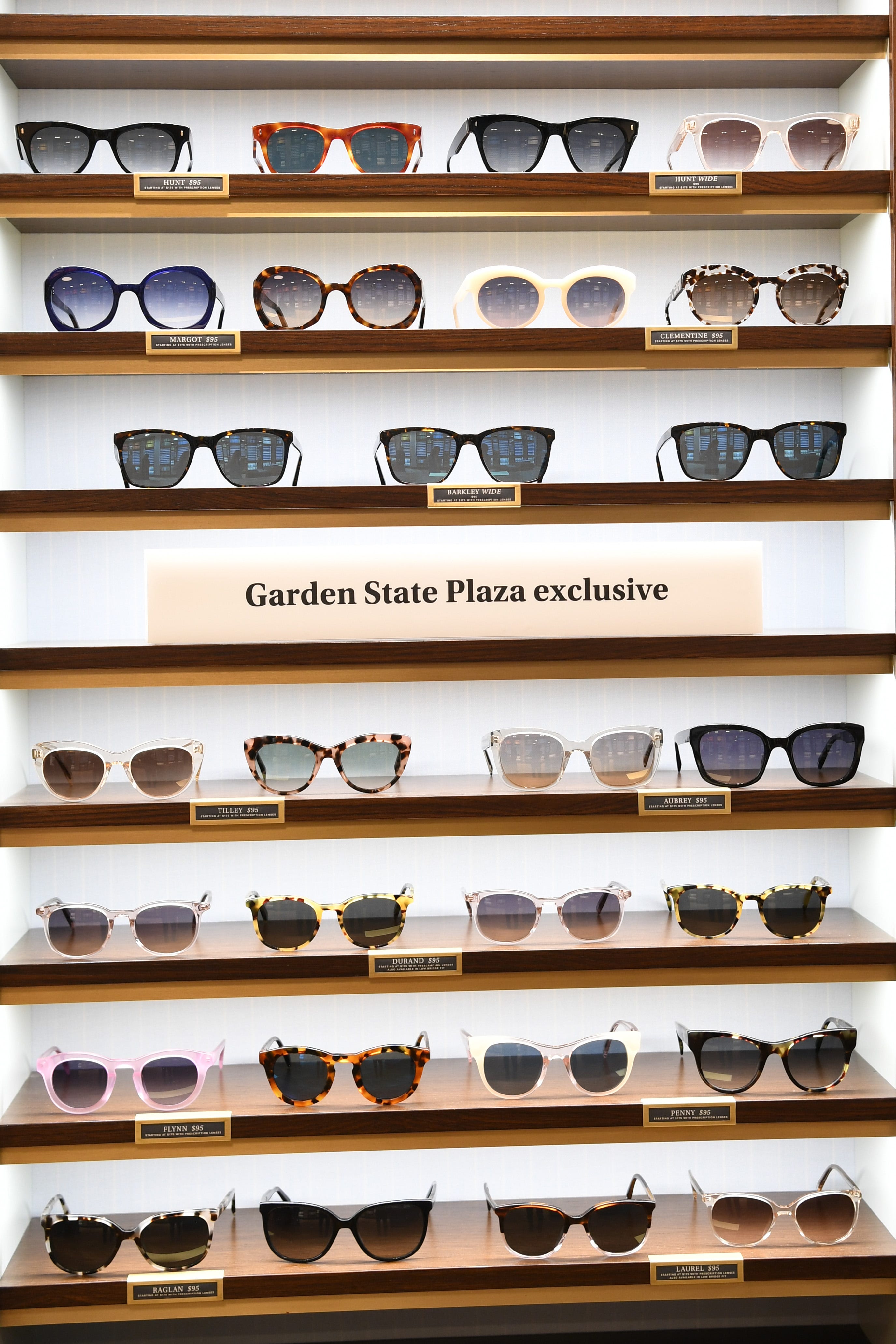 Take A Sneak Peek At Warby Parker S First Nj Store In Paramus