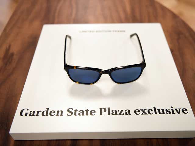 Take A Sneak Peek At Warby Parker S First Nj Store In Paramus