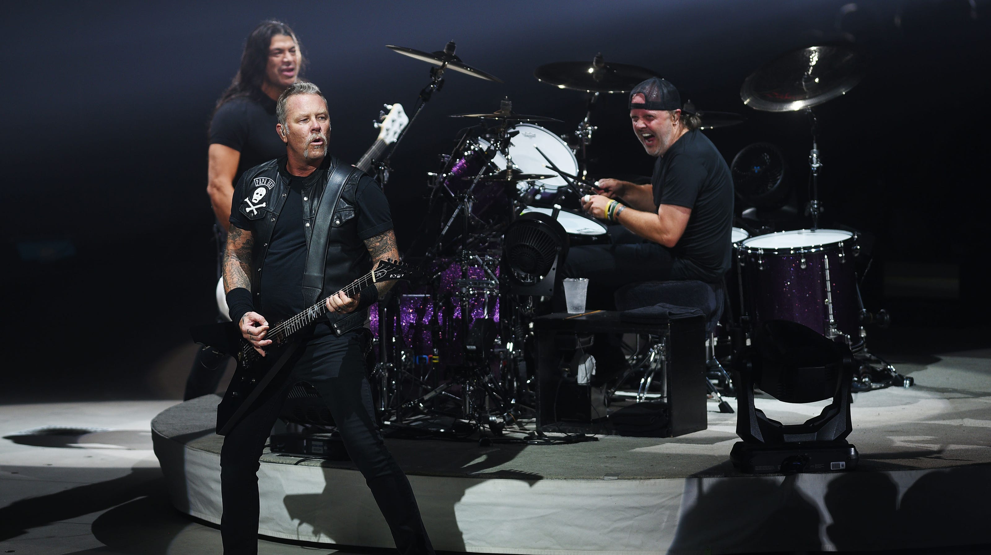 Офицеры в исполнении группы металлика. Metallica Band. Metallica состав. Металлика состав группы. Metallica Band members.