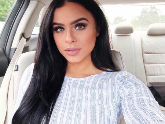 flores influencers latina changing three beauty game melissa