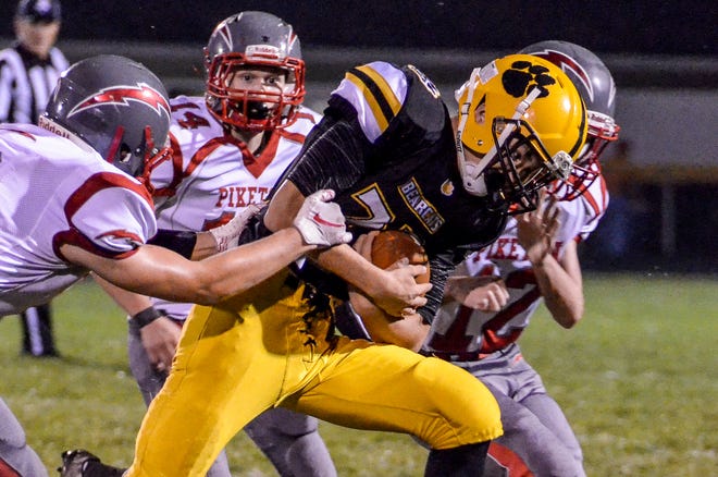Paint Valley (5-1) hosts Unioto in a big SVC matchup on Friday.