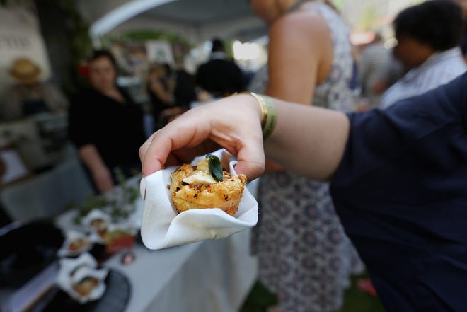 Detroit Wine Food Experience Don T Miss These Restaurants