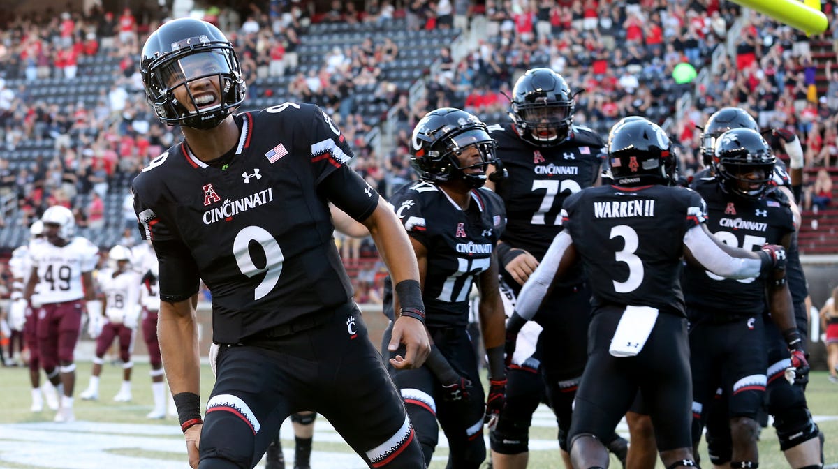 Uc Bearcats Football Team Moves Up In Weekly Aac Power Rankings