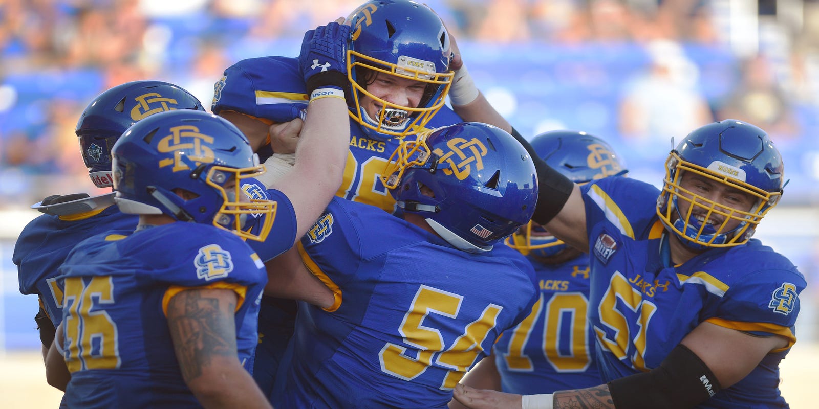 South Dakota State Football Jackrabbits Shatter Records In 90 6