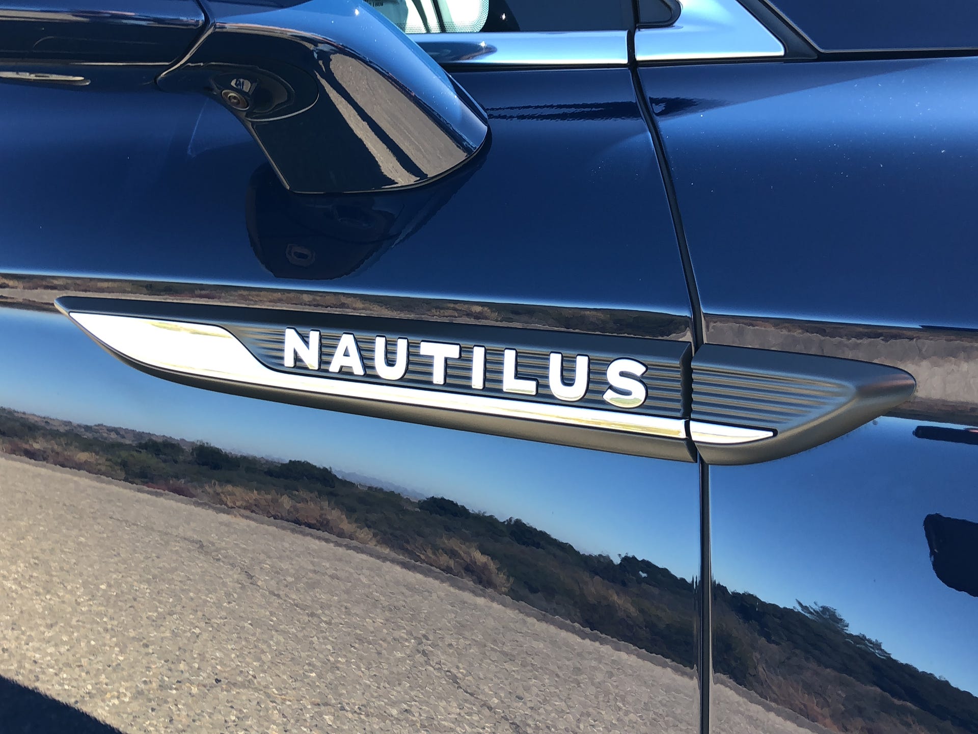 First Drive 2019 Lincoln Nautilus boosts fuel economy, safety features