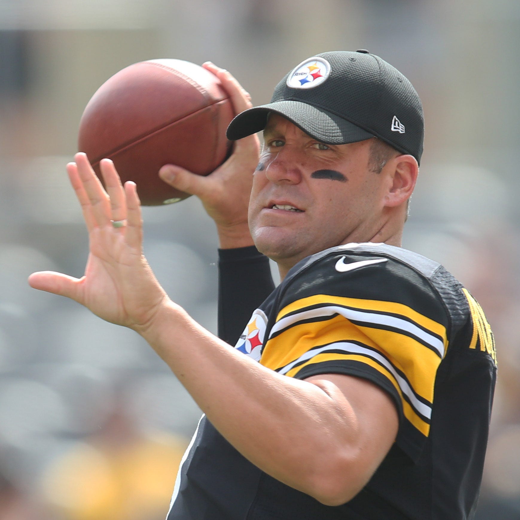 Ben Roethlisberger and the Steelers are winless (0-1-1) after two games.