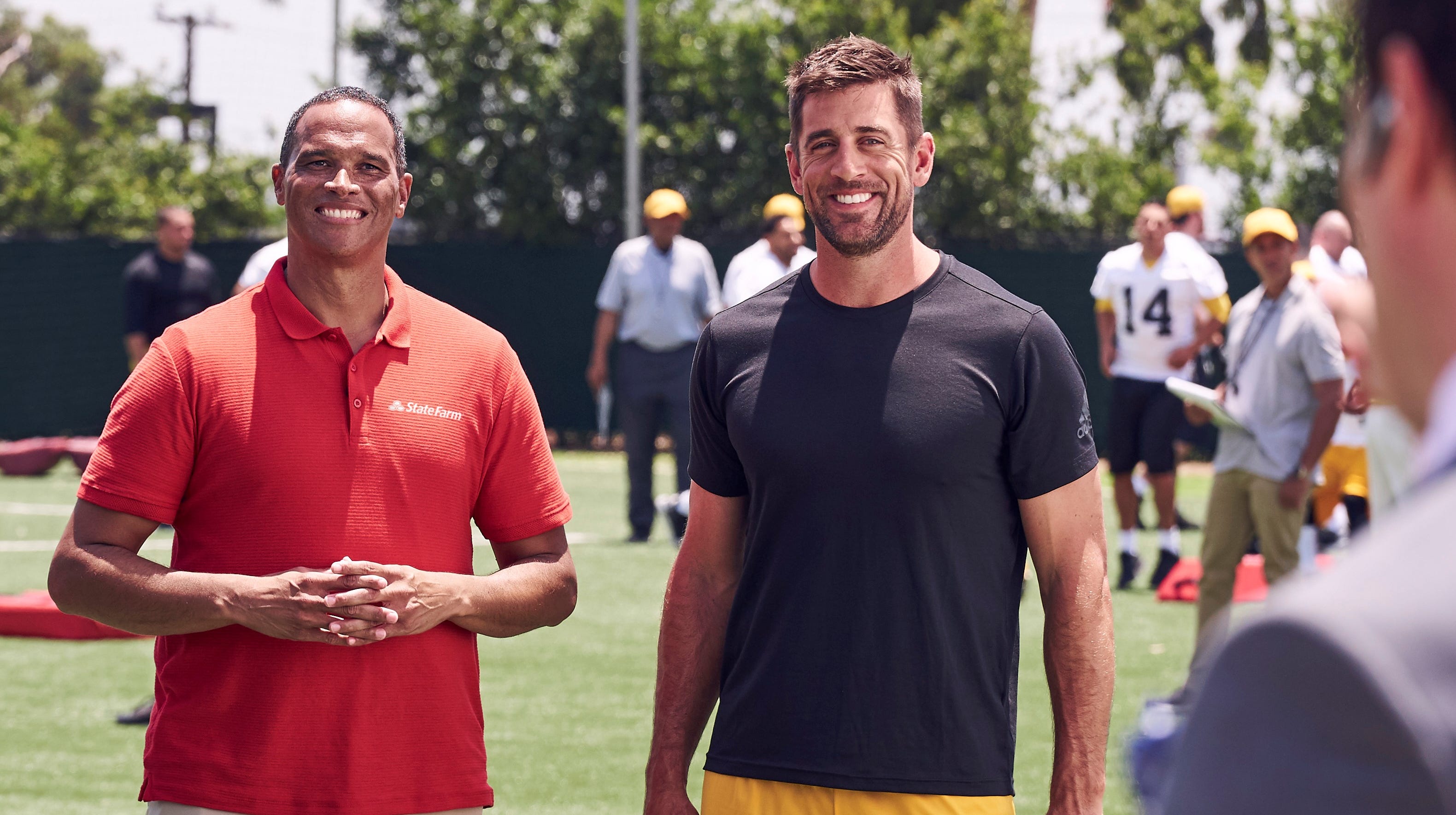 Aaron Rodgers 'really nice,' says reallife agent in State Farm commercial