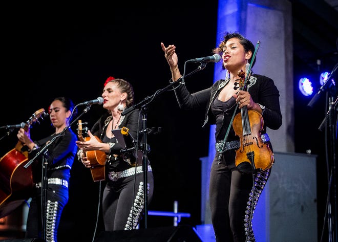 Latin Grammy winners Flor de Toloache, New York City’s first and only all­-women Mariachi group, gave the final performance of the 2018 Muncie Three Trails Music Series at Canan Commons. They will be back for the 2022 series with a concert on Aug. 27.