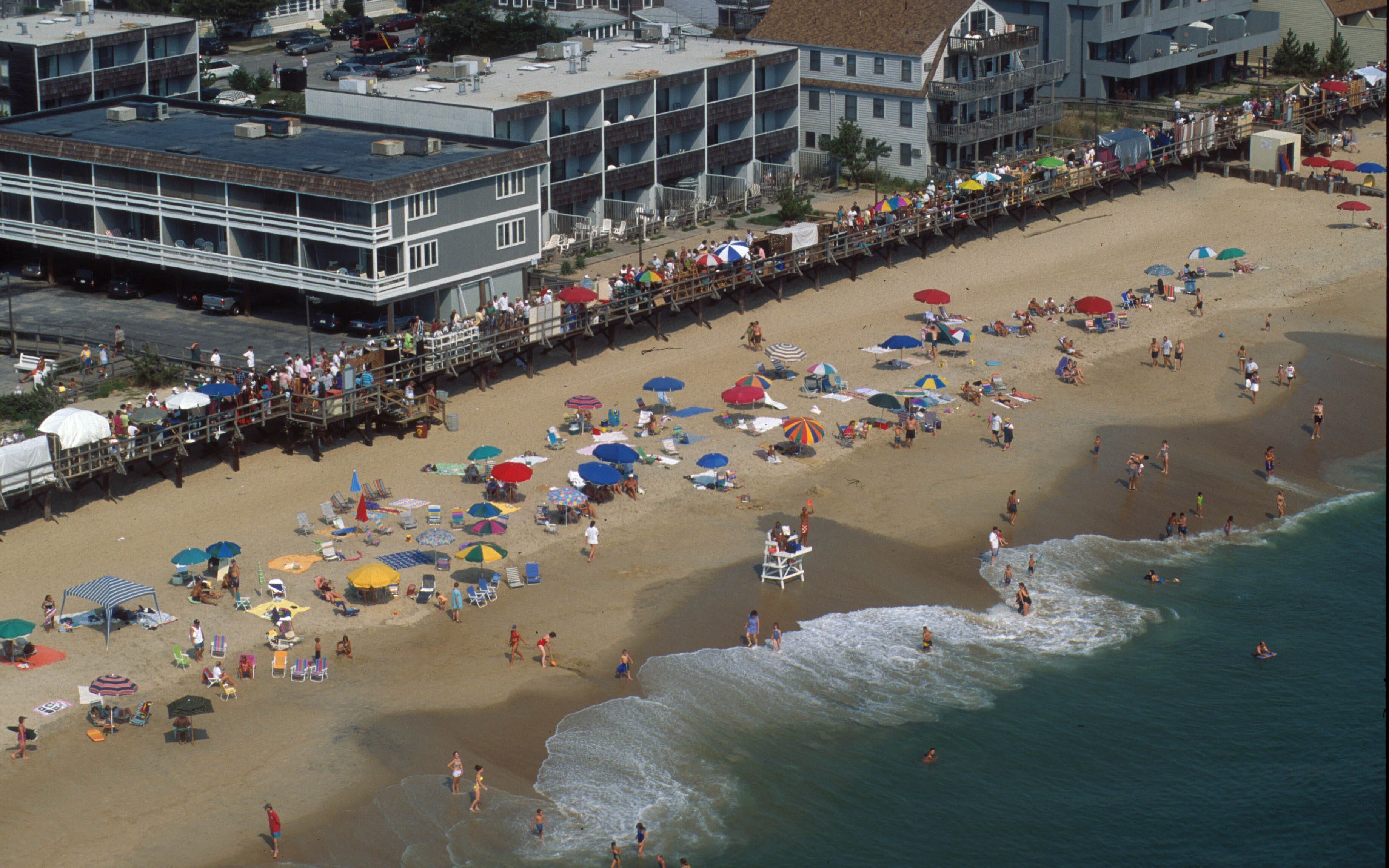 Maine restaurant owners worry how they'll survive once summer is over