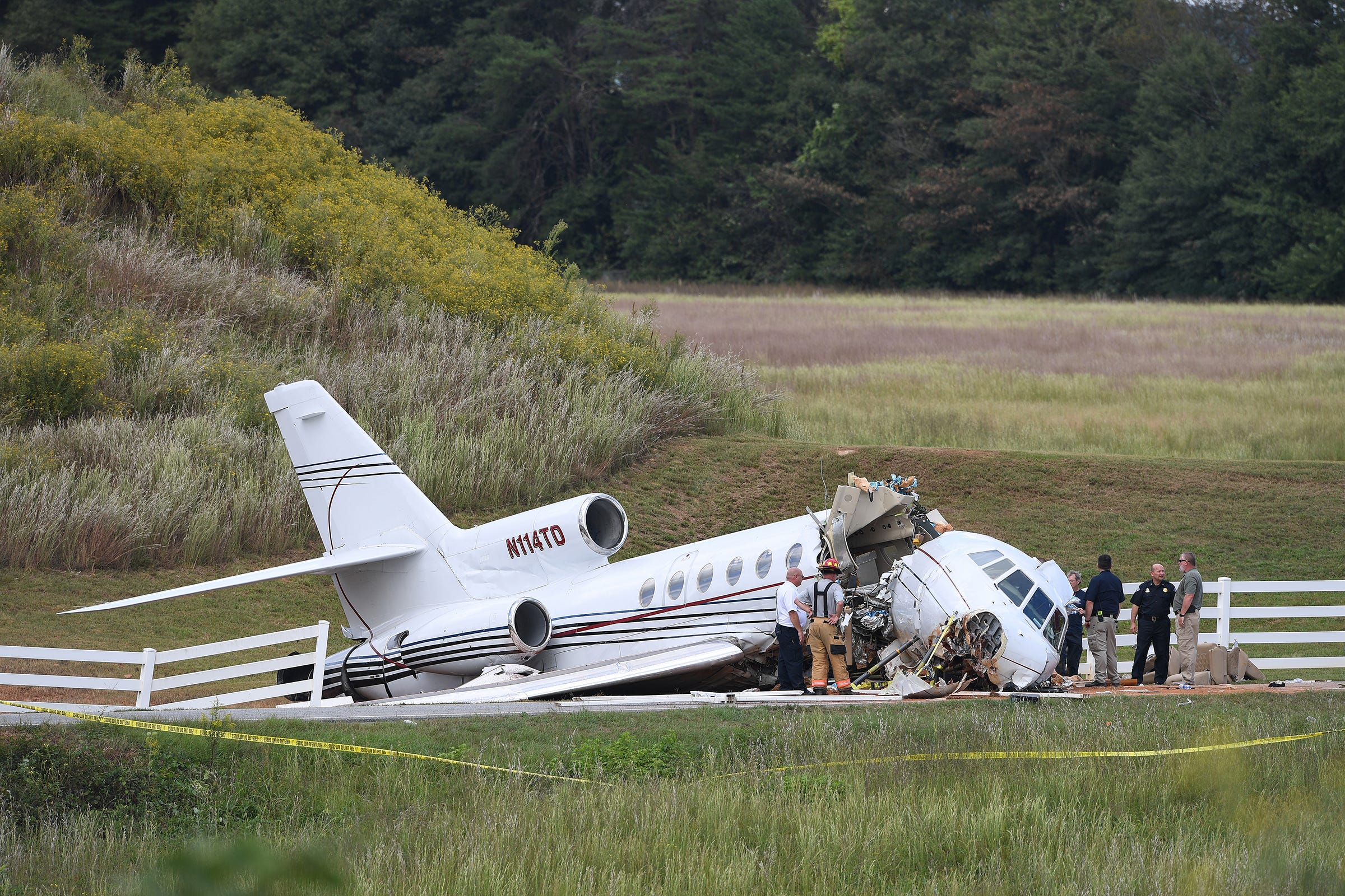 Plane Crash Falcon Field - sp4hceb