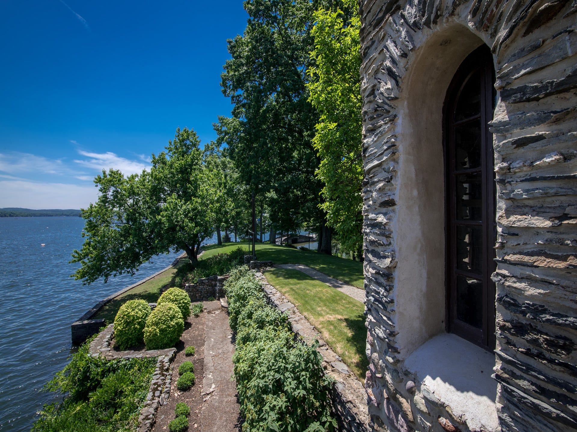 Look inside former NY Yankees player Greenwood Lake castle