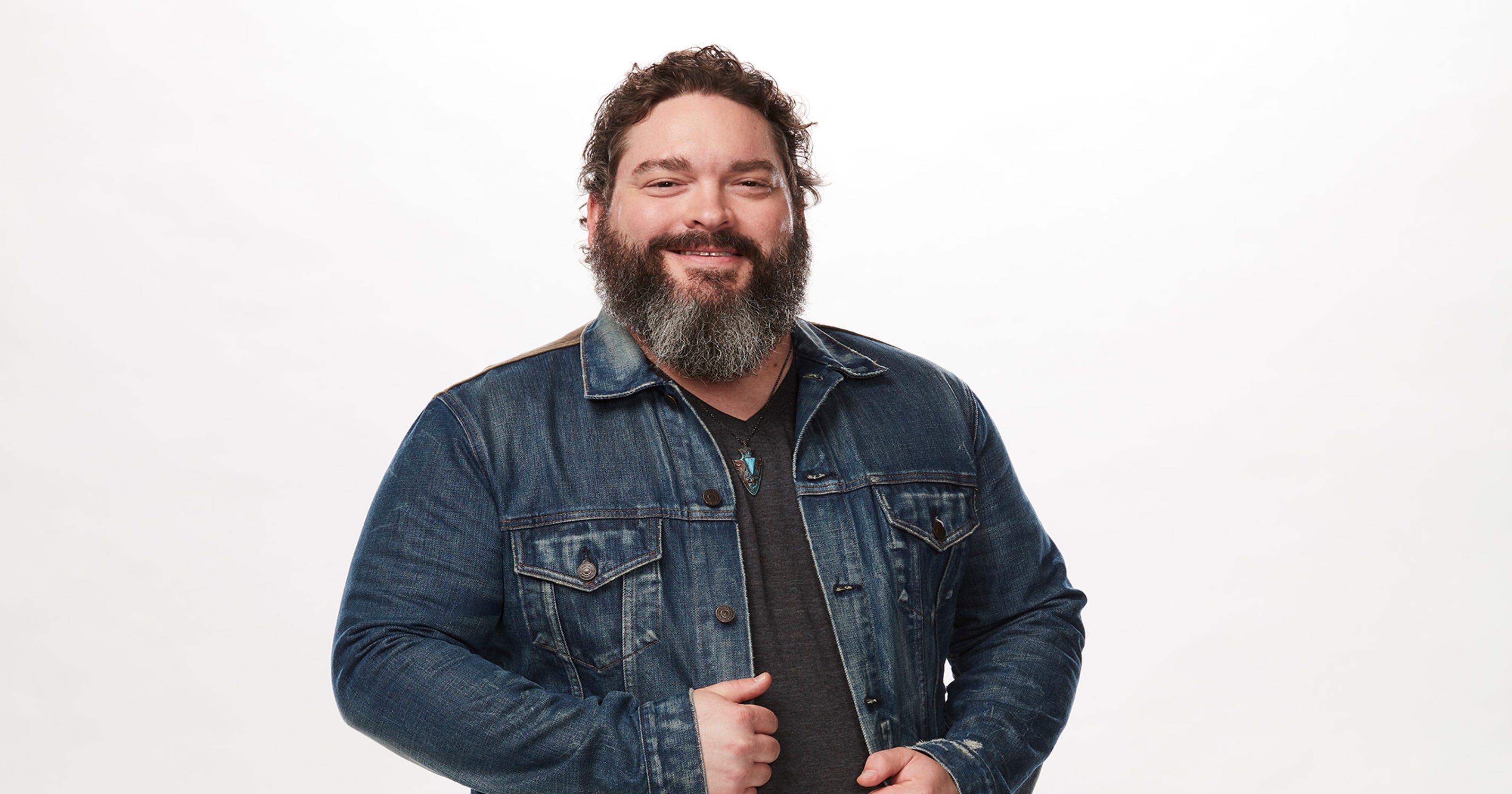 'The Voice' Nashville's Dave Fenley wows coaches with Travis Tritt song