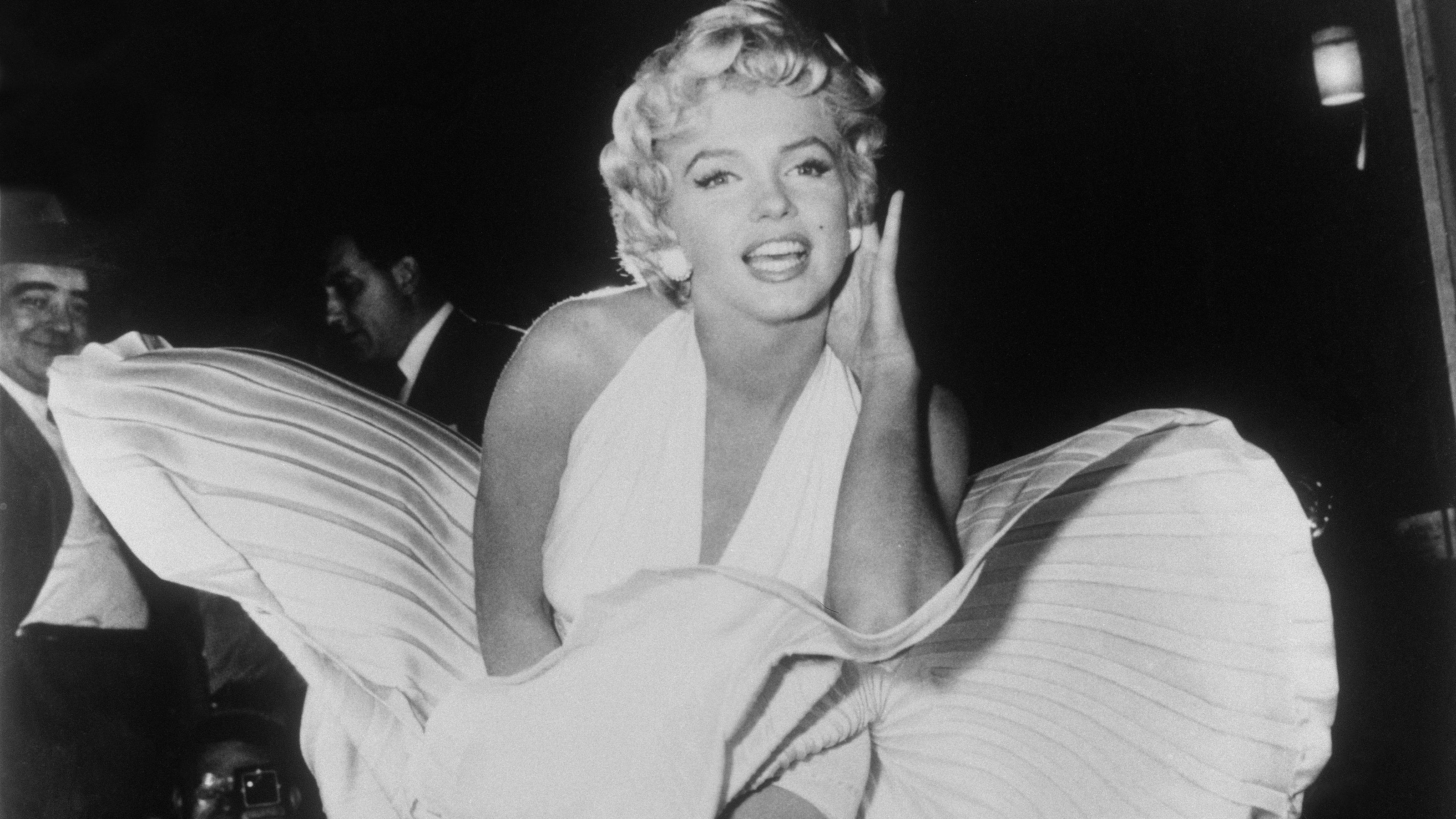 Marilyn Monroe auction featuring iconic white dress earns $1.6M
