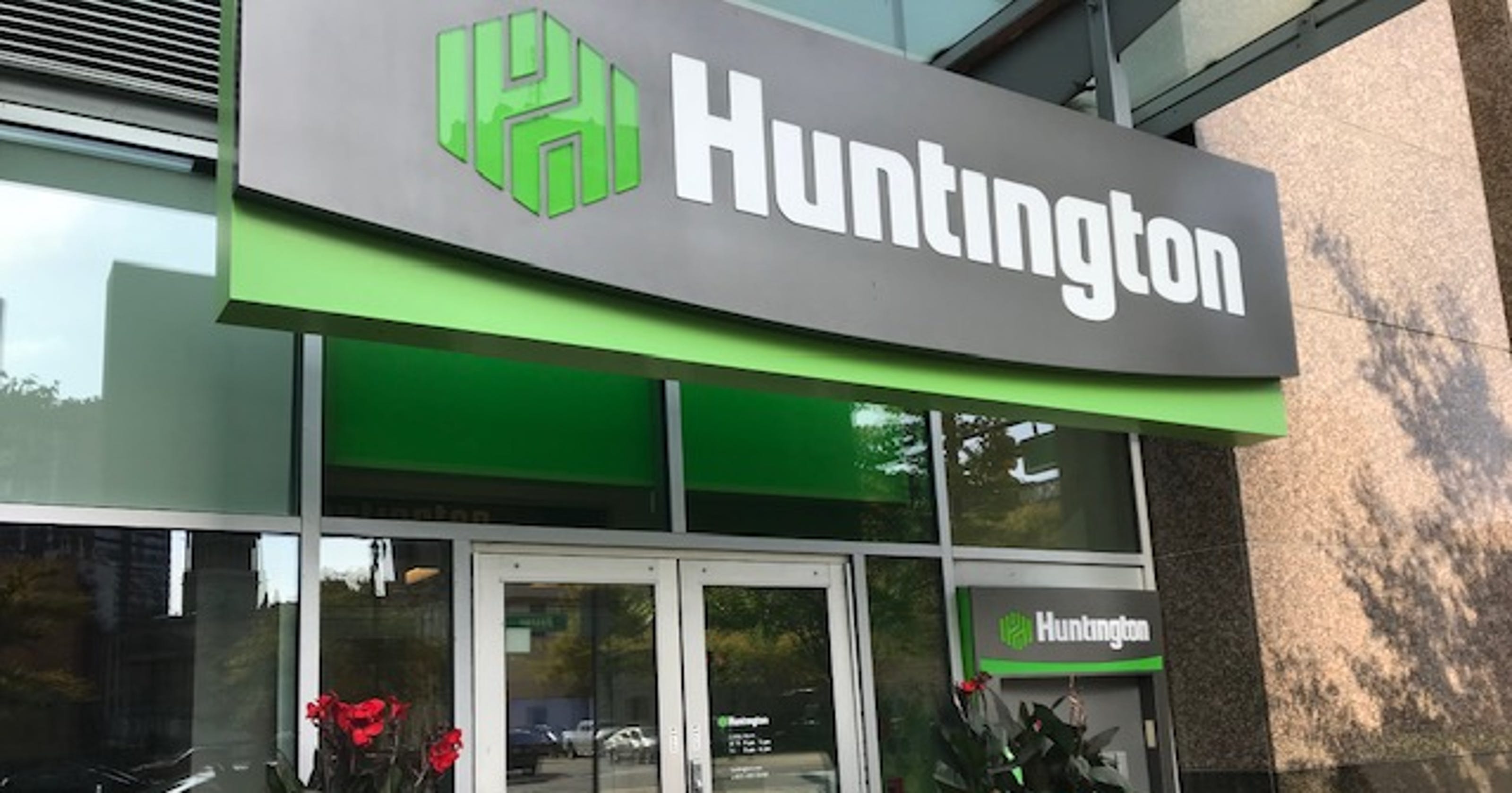 Huntington Bank Marietta Ohio BAHIA HAHA