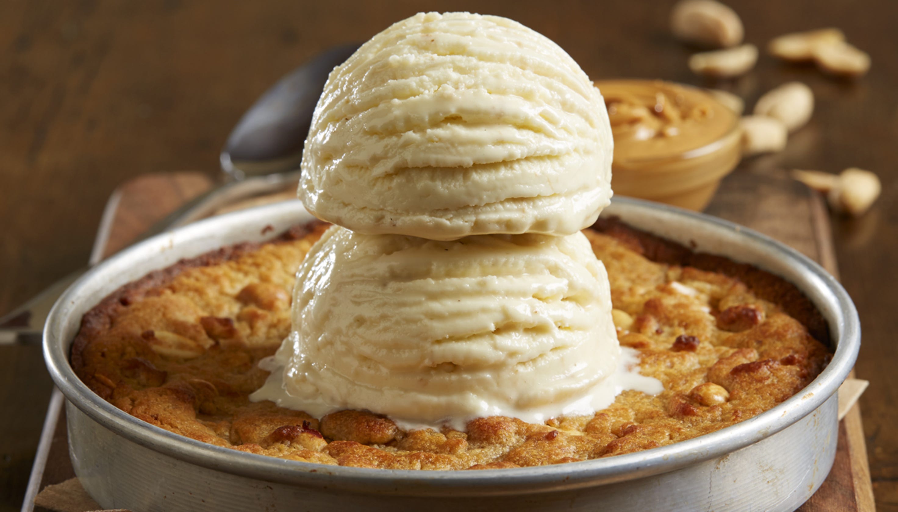 BJ's Restaurant & Brewhouse celebrates Free Pizookie Day n Oct. 9