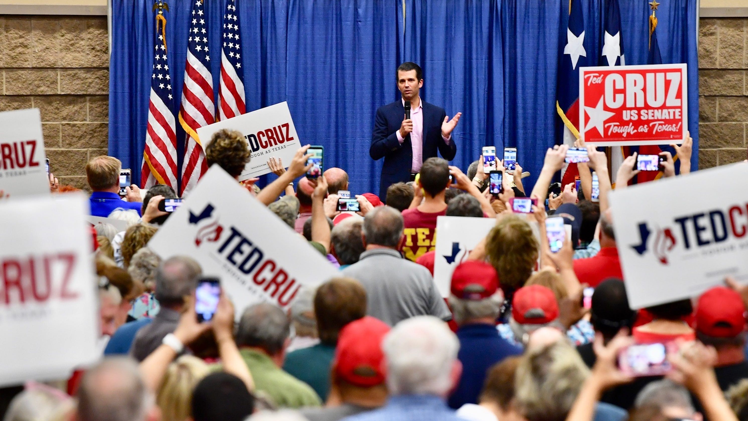 Ted Cruz Texas rally focuses on guns, border wall, Obamacare Ted Cruz Texas rally focuses on guns, border wall, Obamacare