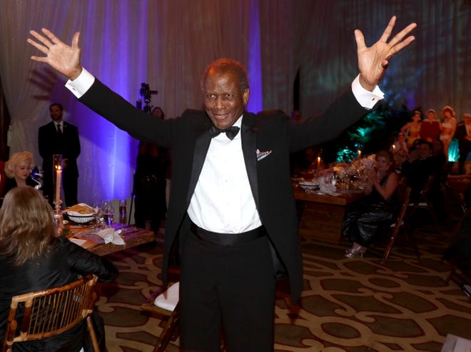 BEVERLY HILLS, CA - DECEMBER 19:  Actor Sidney Poitier attends the Brigitte and Bobby Sherman Children's Foundation's 6th Annual Christmas Gala and Fundraiser at Montage Beverly Hills on December 19, 2015 in Beverly Hills, California.  (Photo by Mark Davis/Getty Images for The Brigitte and Bobby Sherman Children's Foundation) ORG XMIT: 596647611 ORIG FILE ID: 502028070