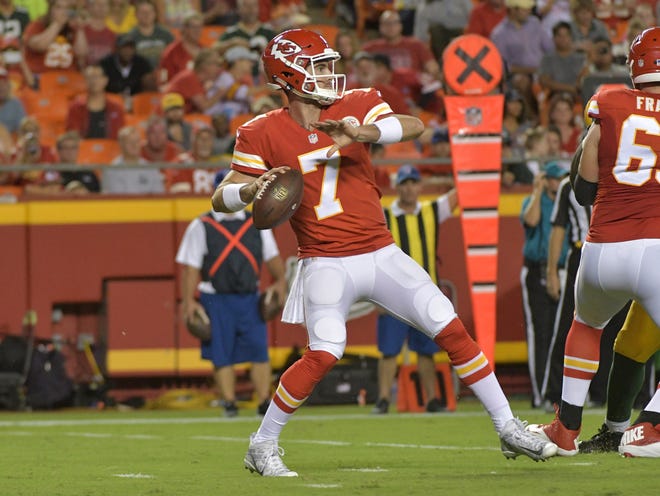 Former Georgia quarterback Aaron Murray throws a pass for the Kansas City Chiefs during a Sept. 1, 2016, preseason game against the Green Bay Packers. Murray, now a college football television analyst for CBS-Sports Network, was coached by Mike Bobo at Georgia and believes the fourth-year CSU coach will get the Rams back on track despite their 1-4 start this season.
