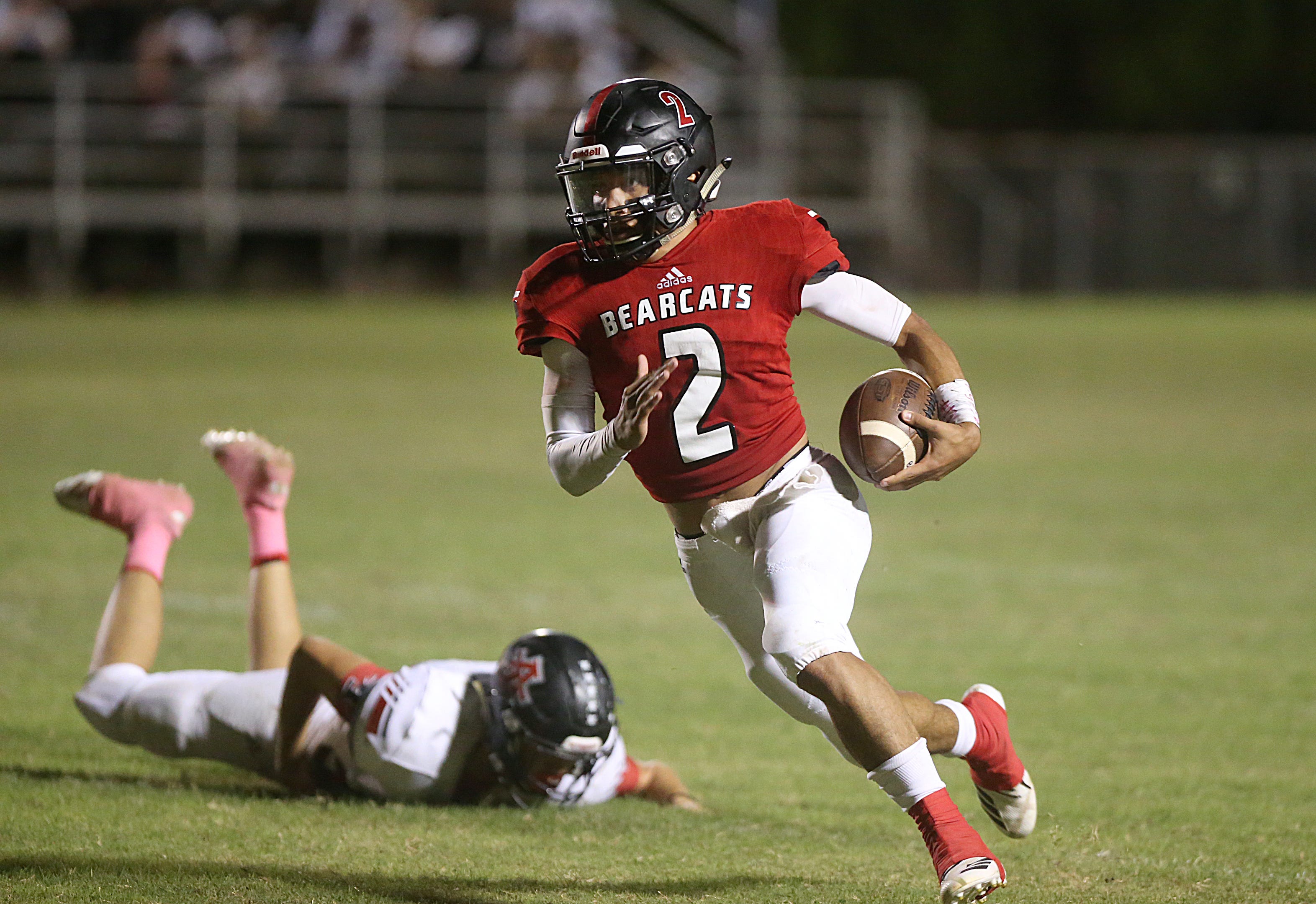 Nunez, Ballinger take aim at district title in 2019 football season