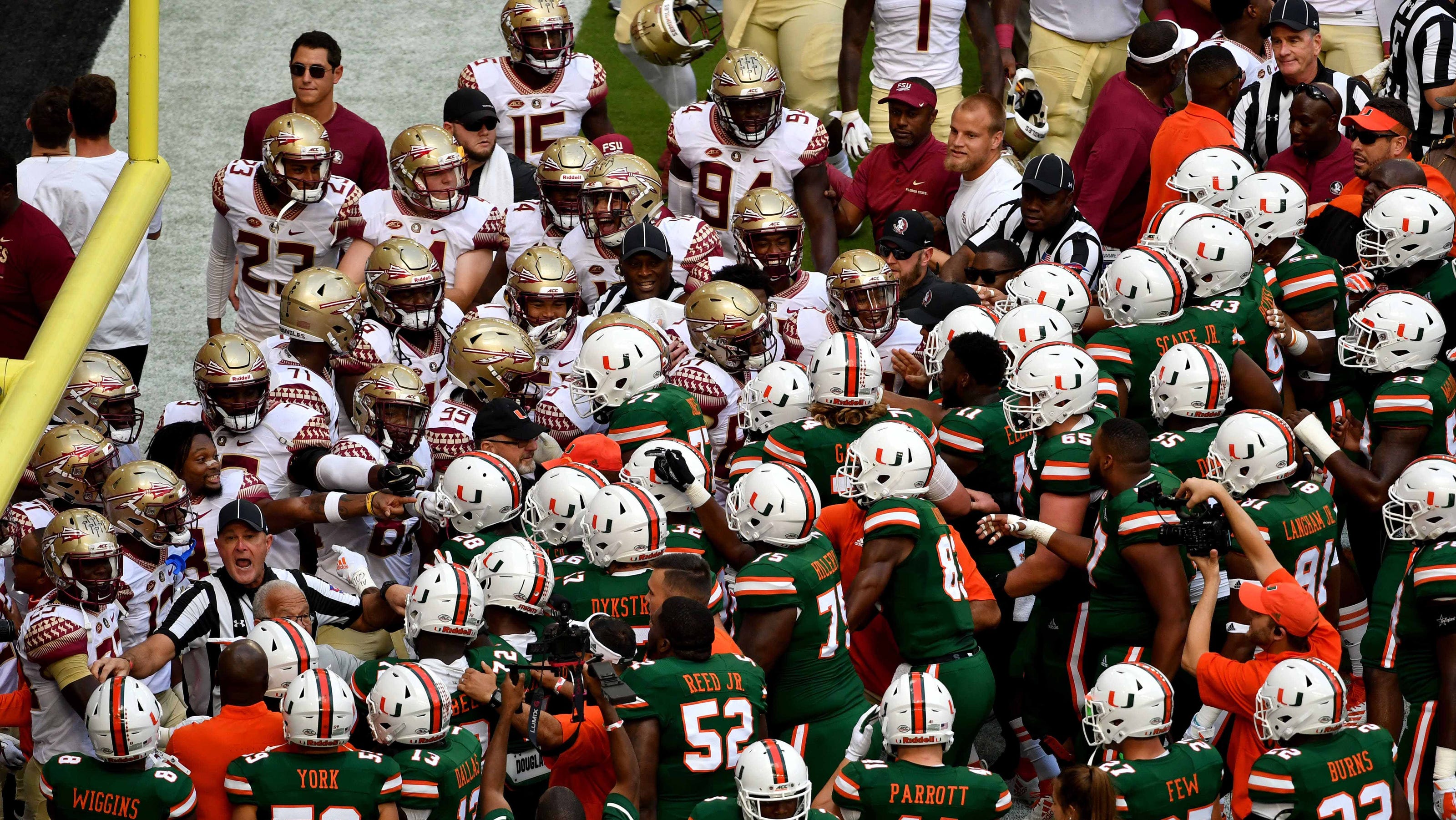 FSU vs. Miami Hurricanes football Teams separated after FSU touchdown